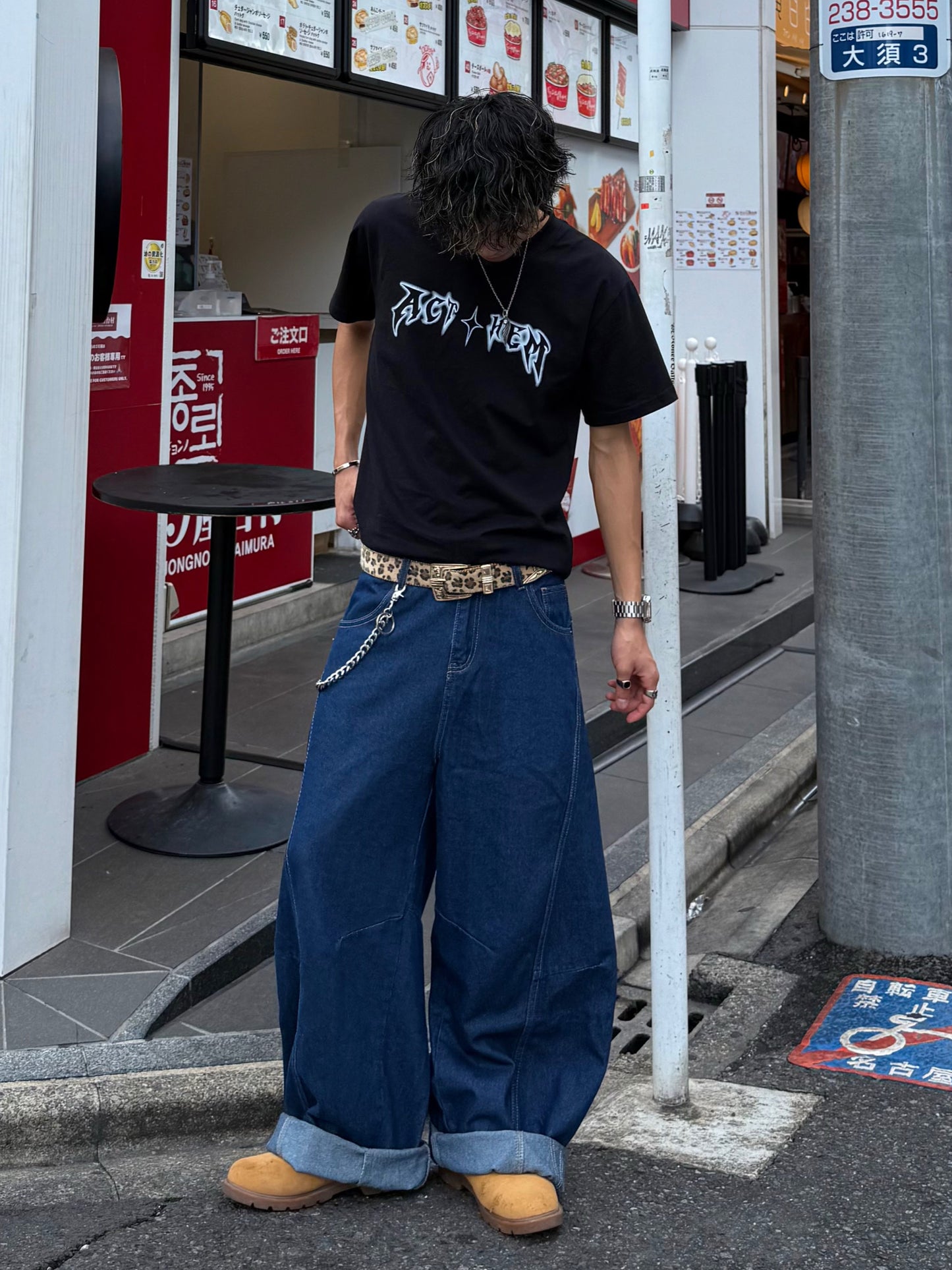 ムーンデザインバックロゴTシャツ DPB90007