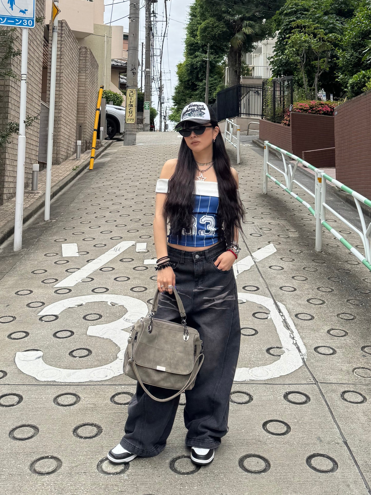 ナンバーオフショルダートップス DPB86053