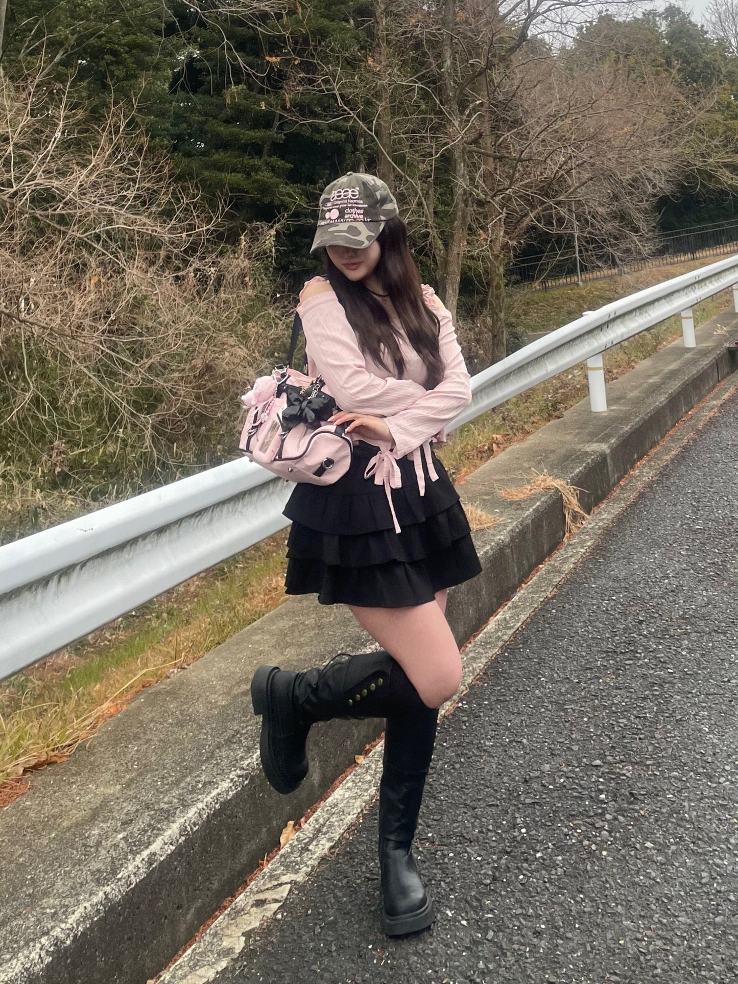 オフショルフリルトップス DPB74057