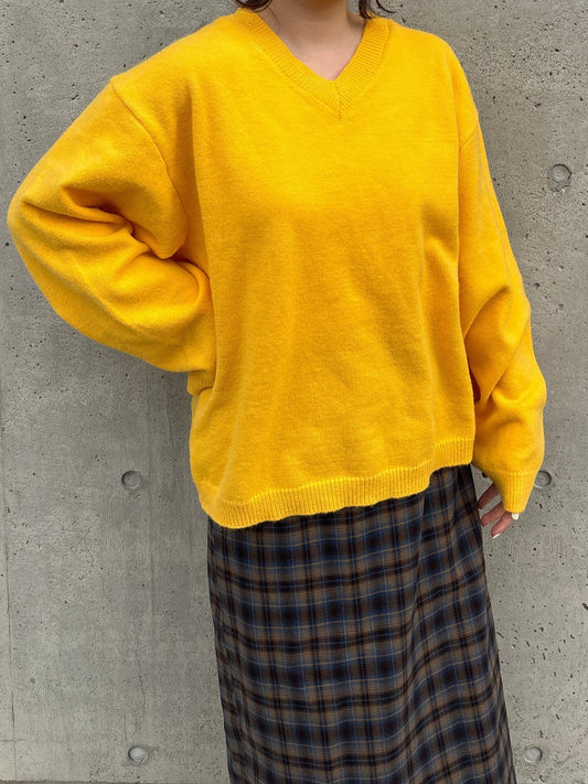 オーバーサイズVネックニット DPB84024