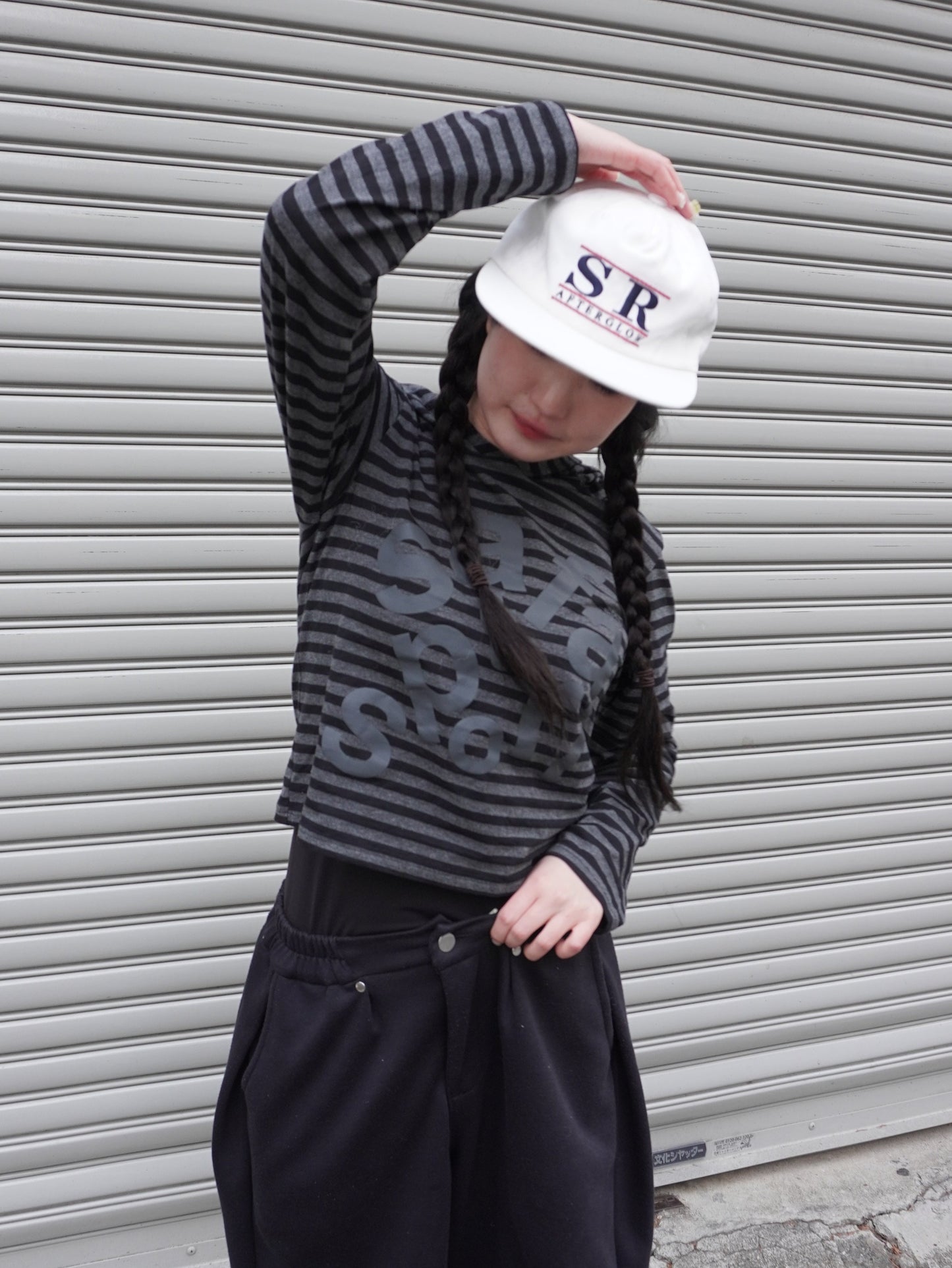 ボーダーグラフィックTシャツ DPB85081
