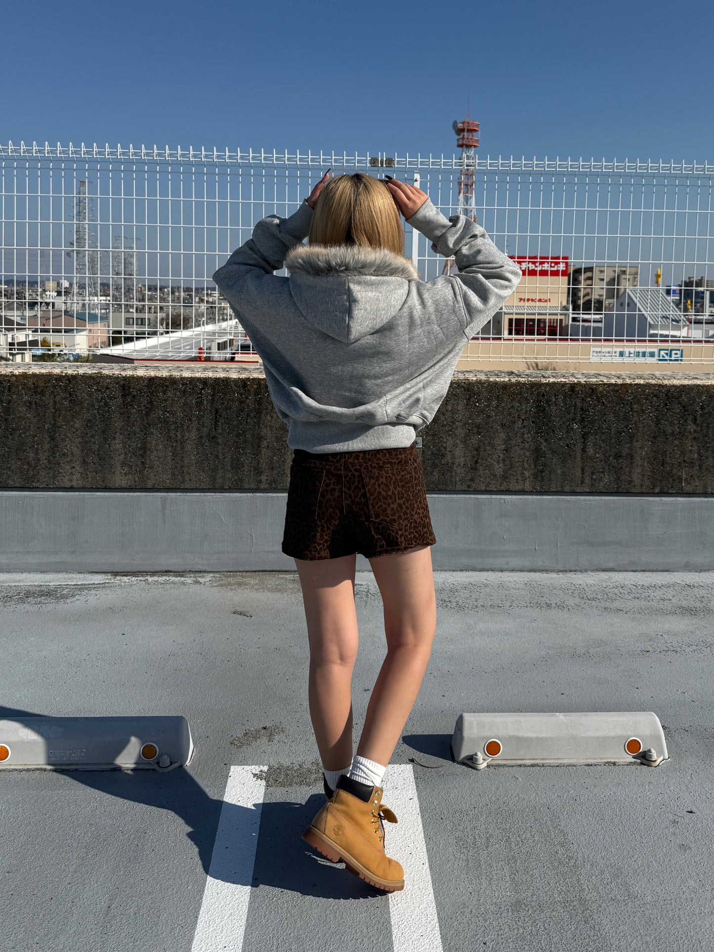 ストーンファージップパーカー DPB73542