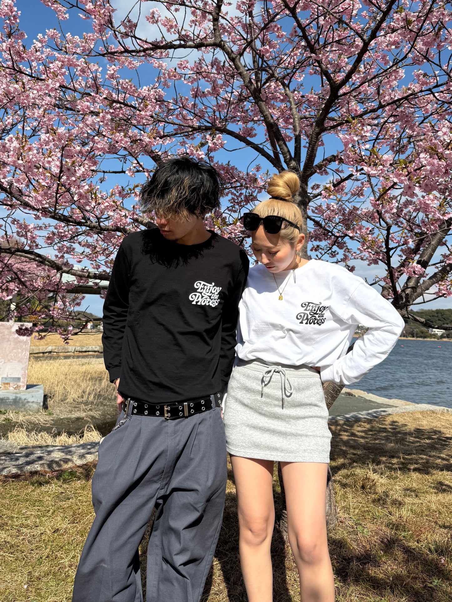 ユニセックスロゴロングスリーブTシャツ DPB73254