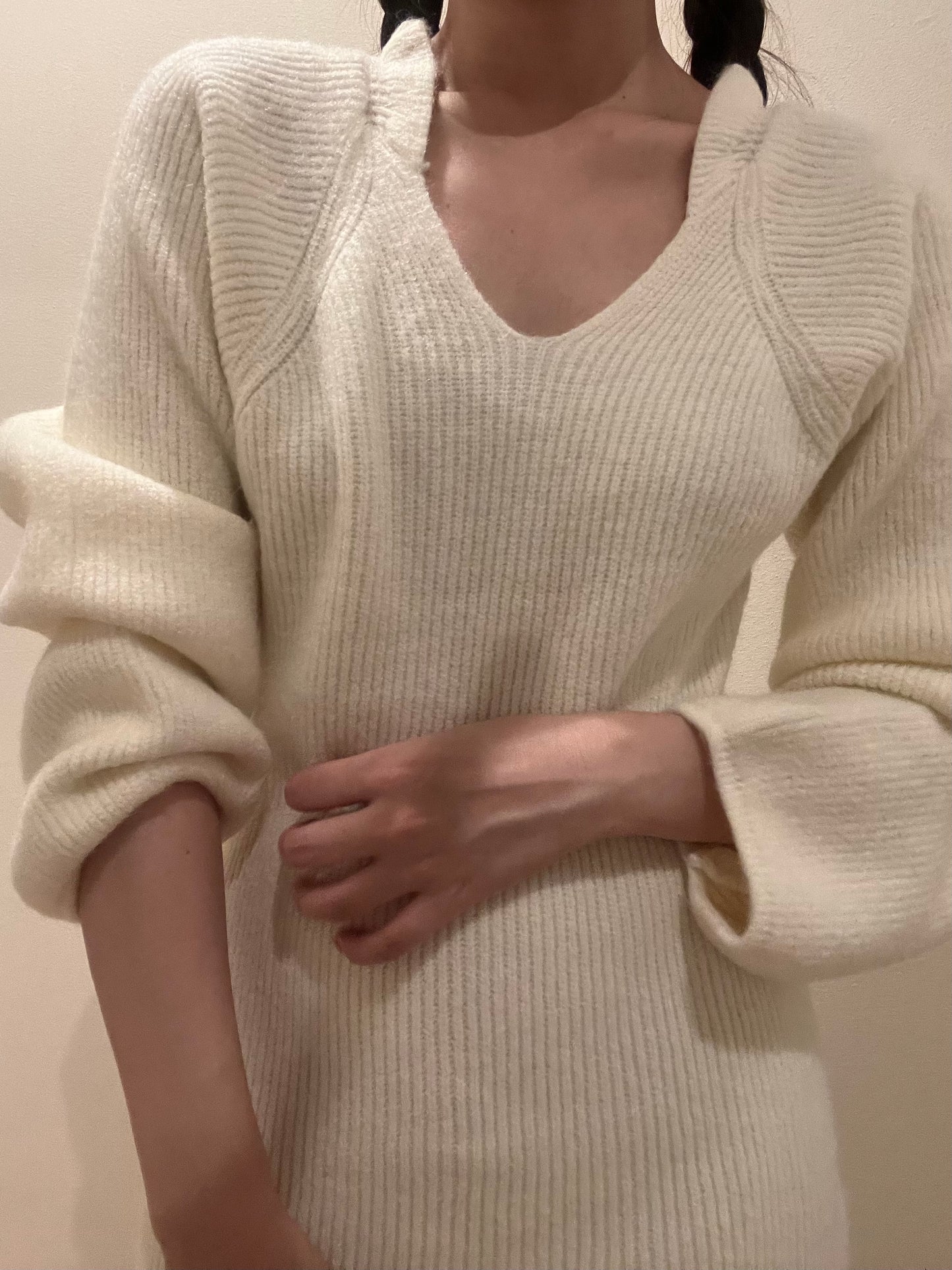 Vネックニットワンピース CPA03145