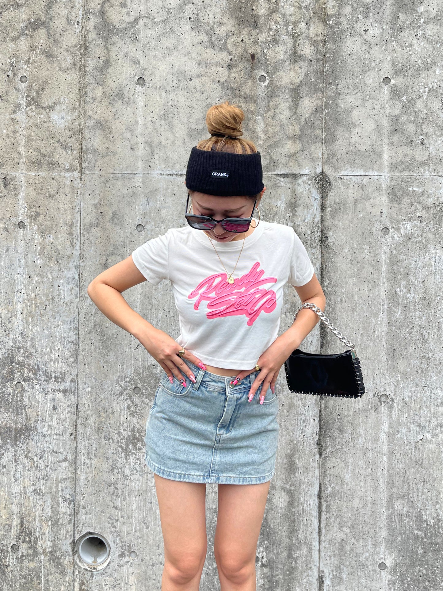 ピンクロゴクロップドTシャツ DPB73091