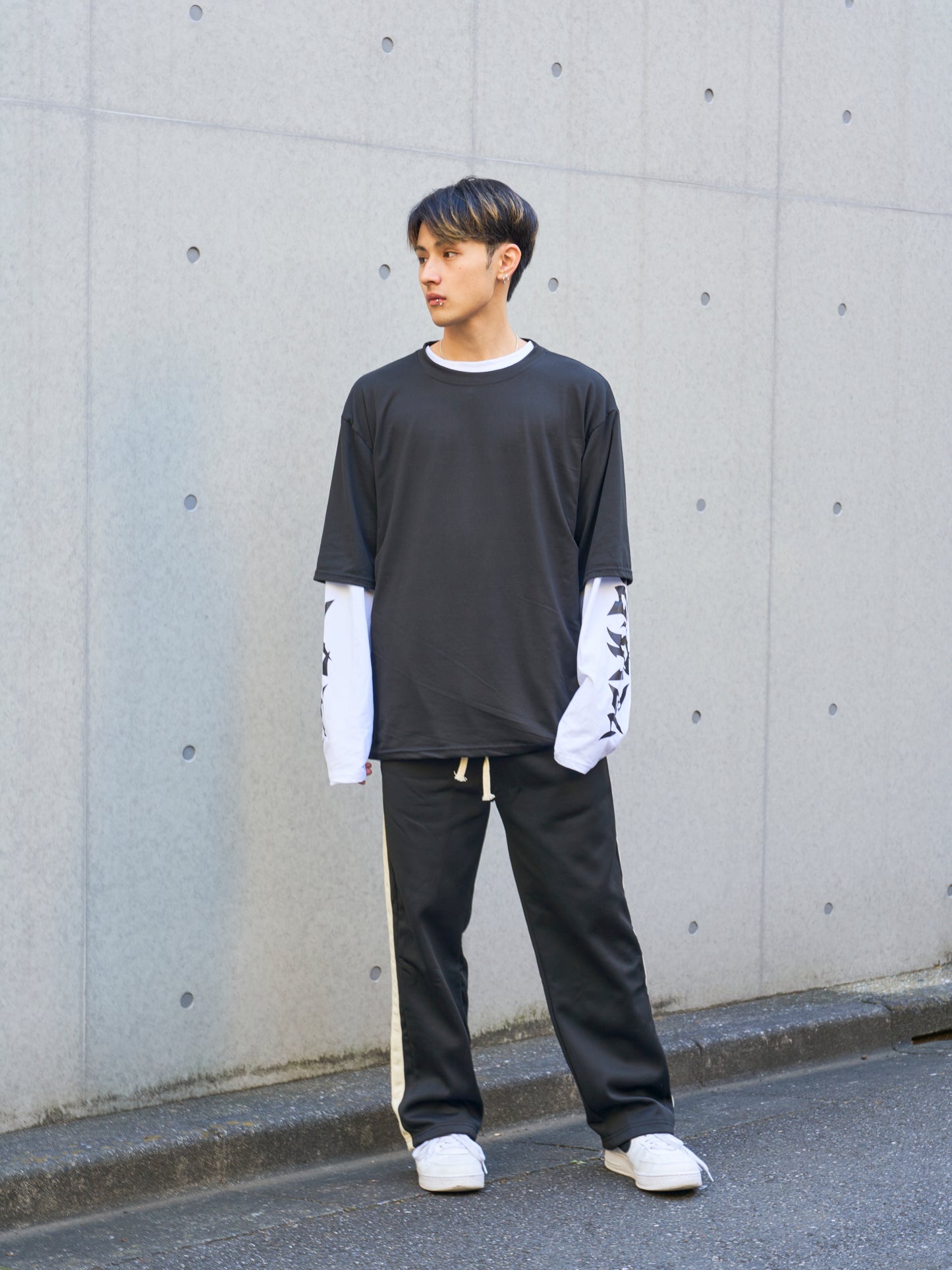 ウイングバックロゴTシャツ SPA08026