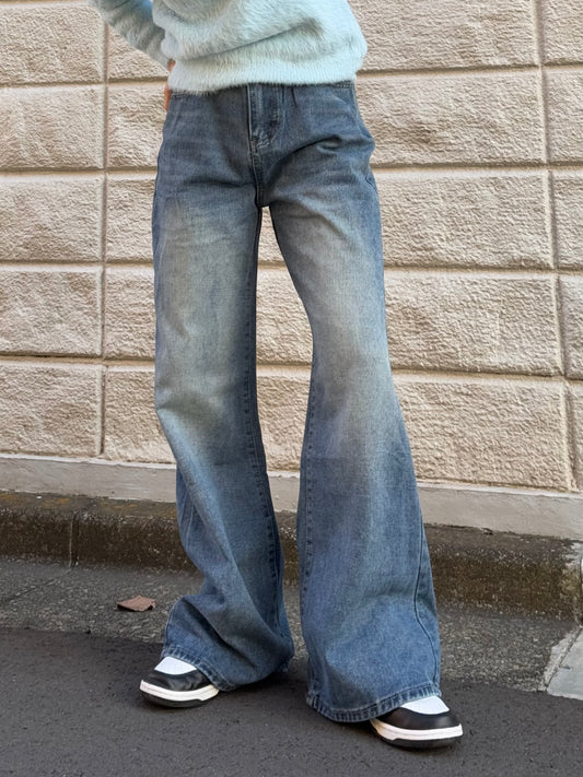 ウォッシュフレアデニムパンツ DPB47385