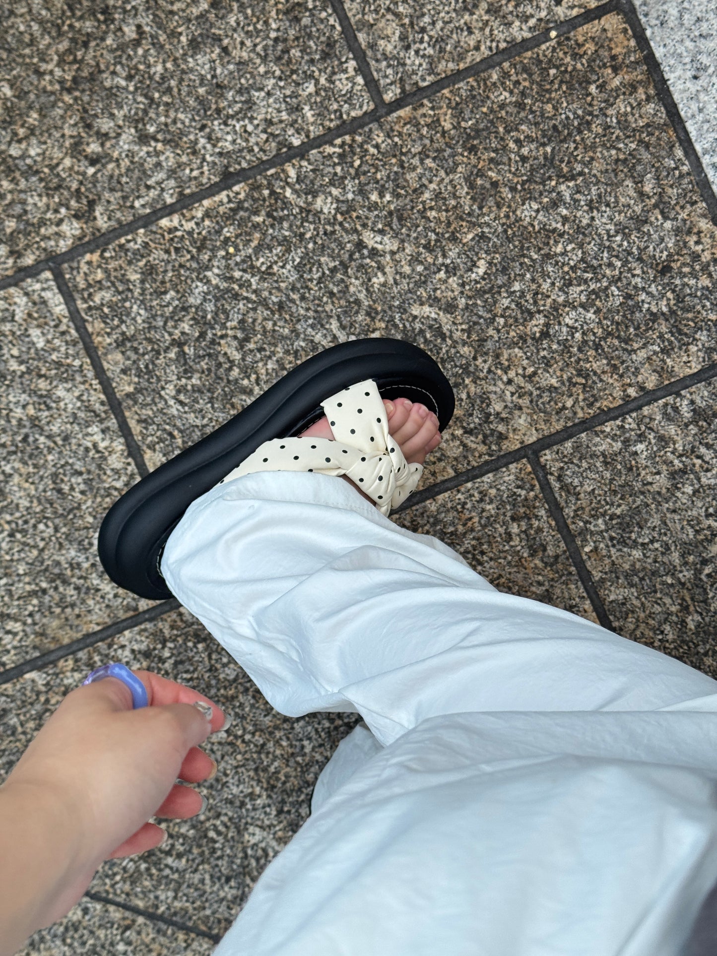 厚底ドットサンダル DPB78182