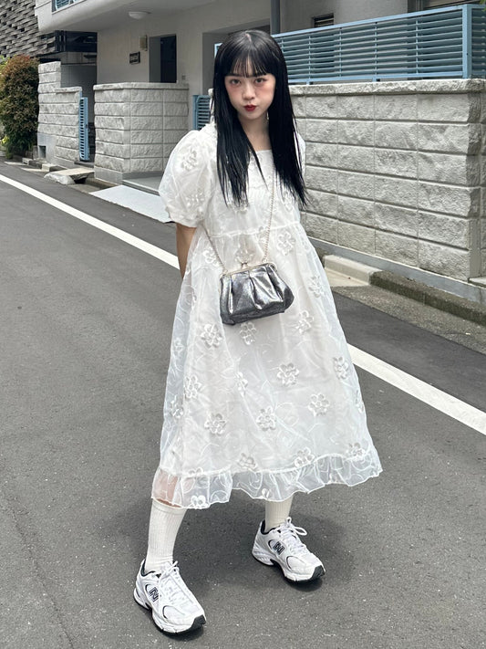 フラワー刺繍ワンピース DPB76006