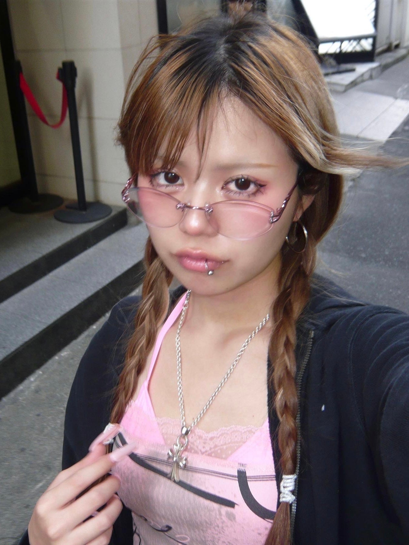 グラフィックデザインピンクキャミソール DPB67084