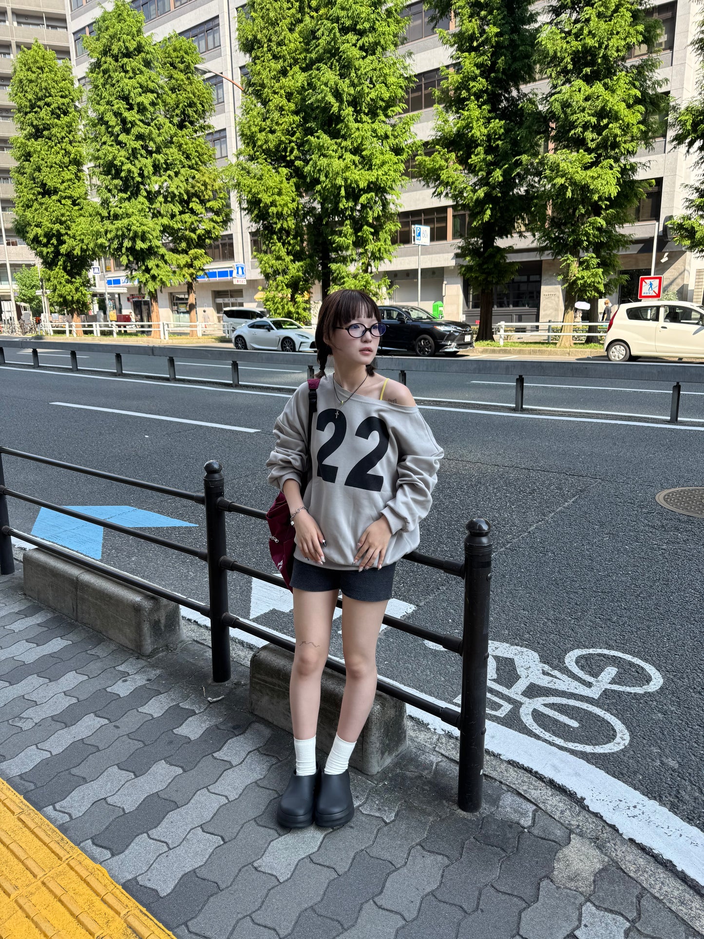 22ロゴオフショルスウェット DPB85293
