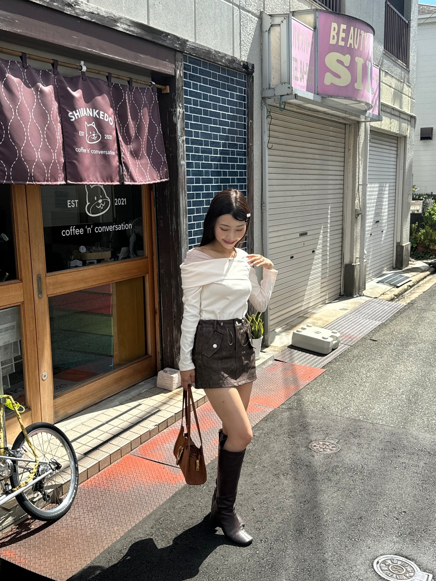 アシメオフショルトップス DPB80012