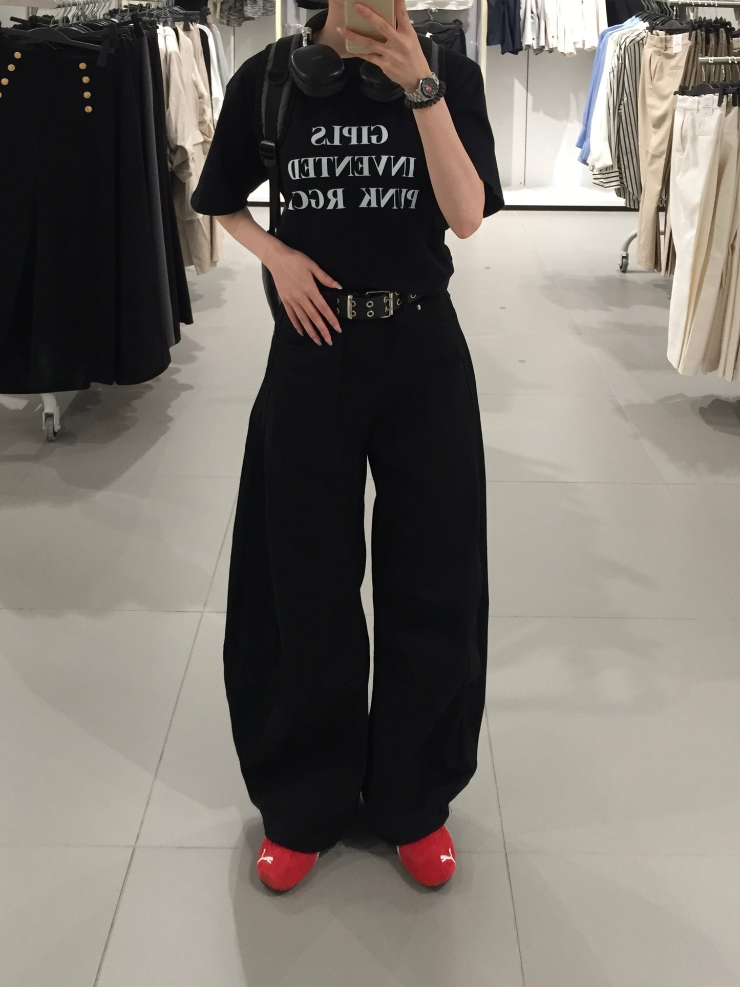 フロントロゴブラックTシャツ DPB88024