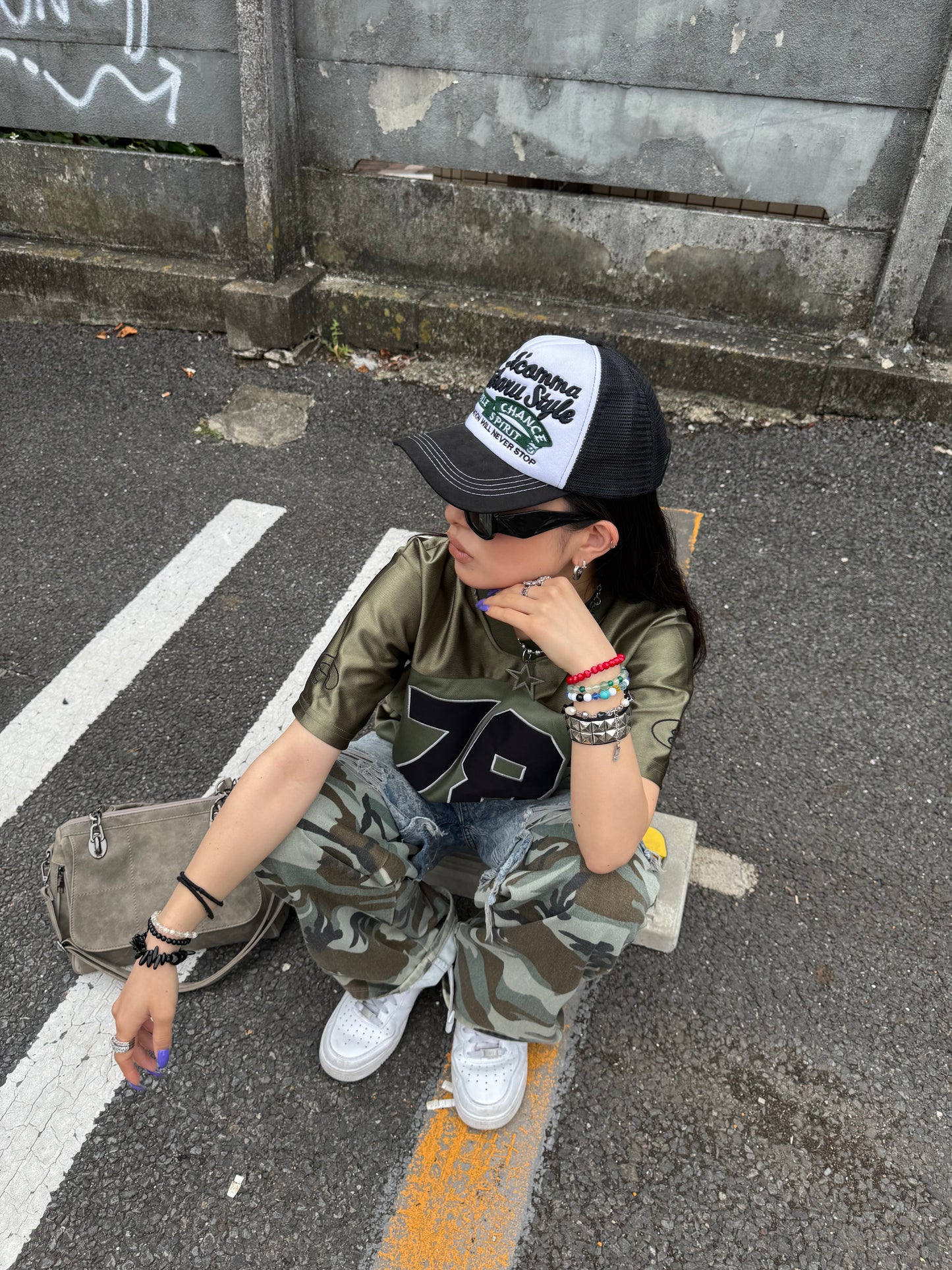 VネックナンバーTシャツ DPB86062