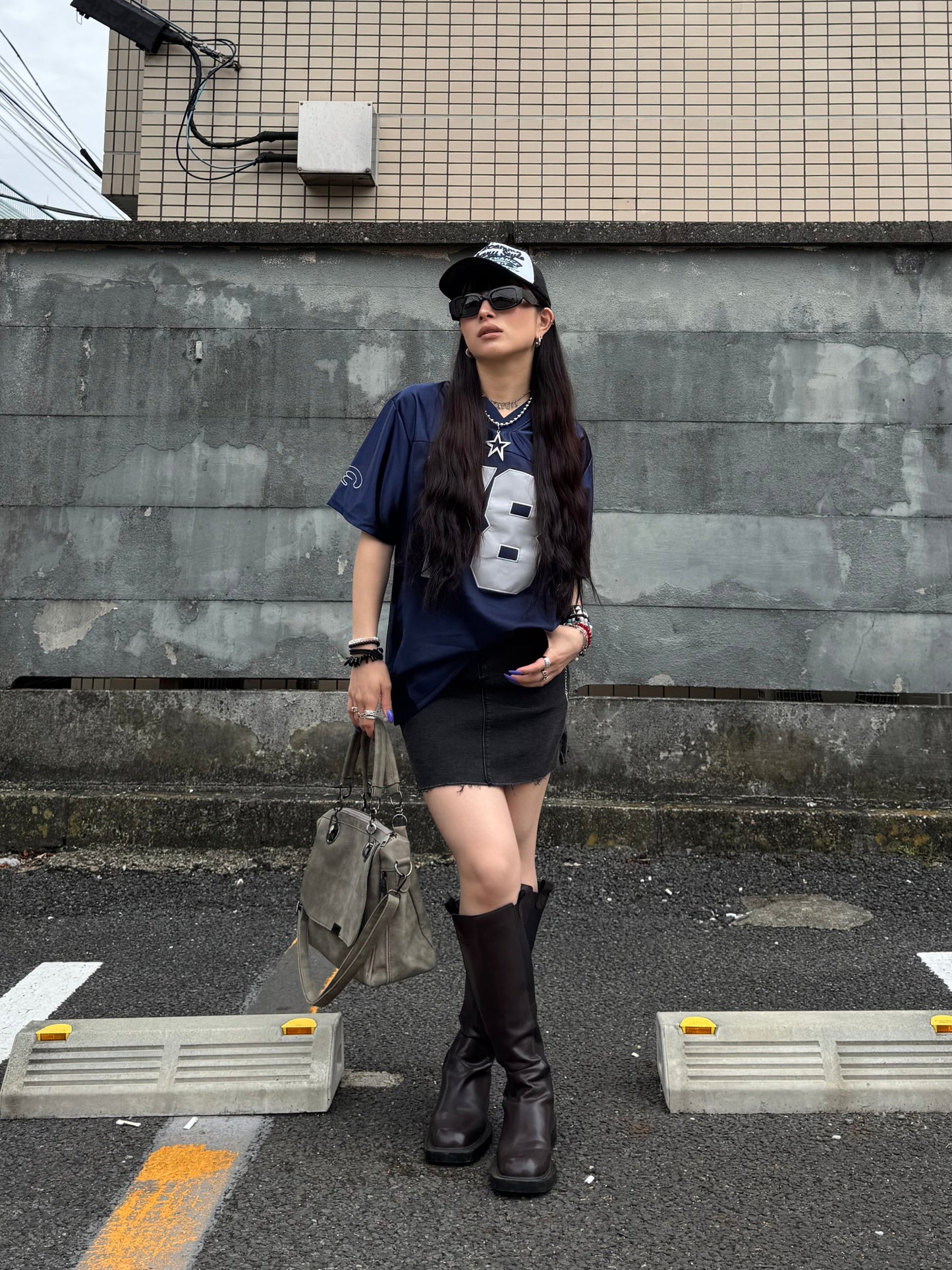 VネックナンバーTシャツ DPB86062