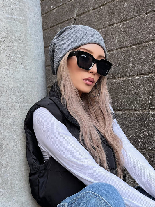 グレーソリッドニットビーニー DPB10072