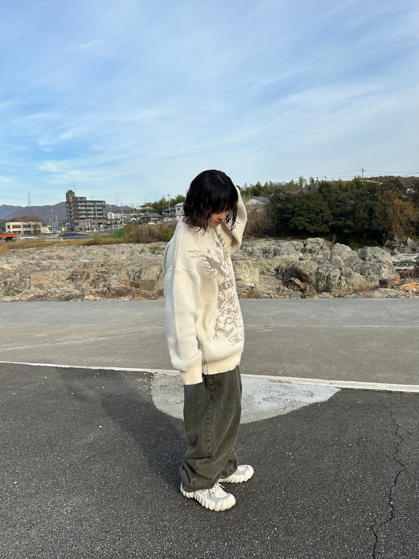 ラウンドネックニット DPB70005