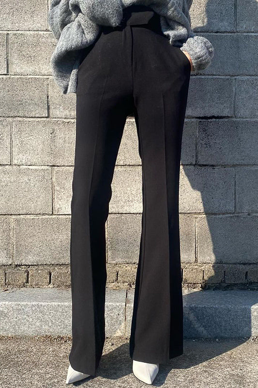センタープレスフレアパンツ DAA01955