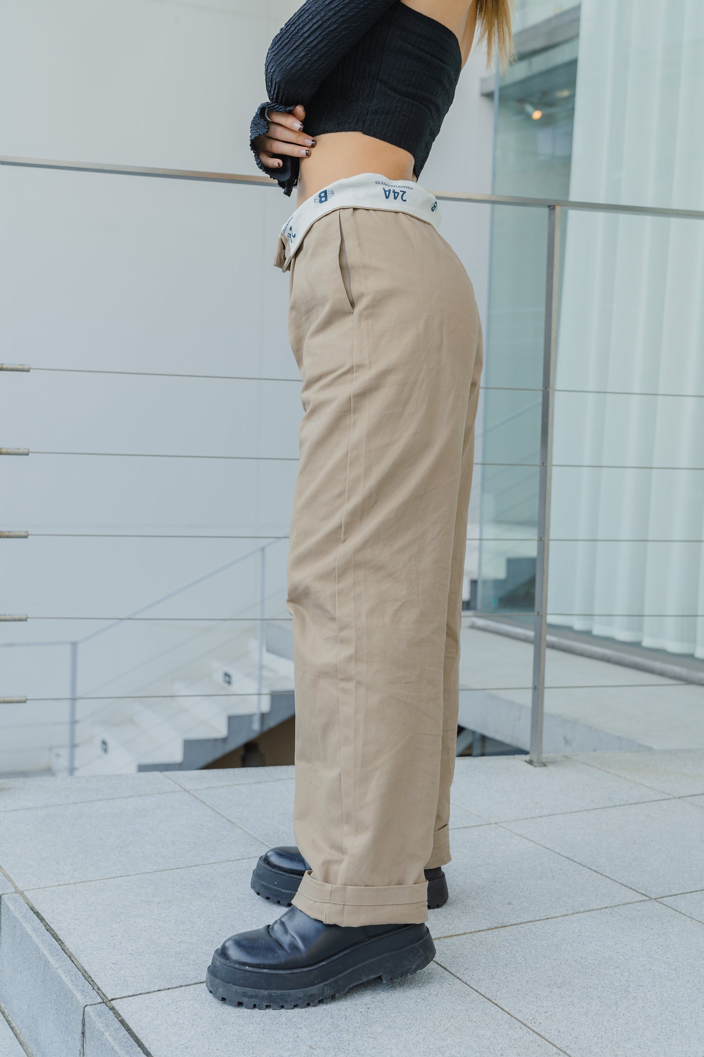 ウェストロゴパンツ DPB22023