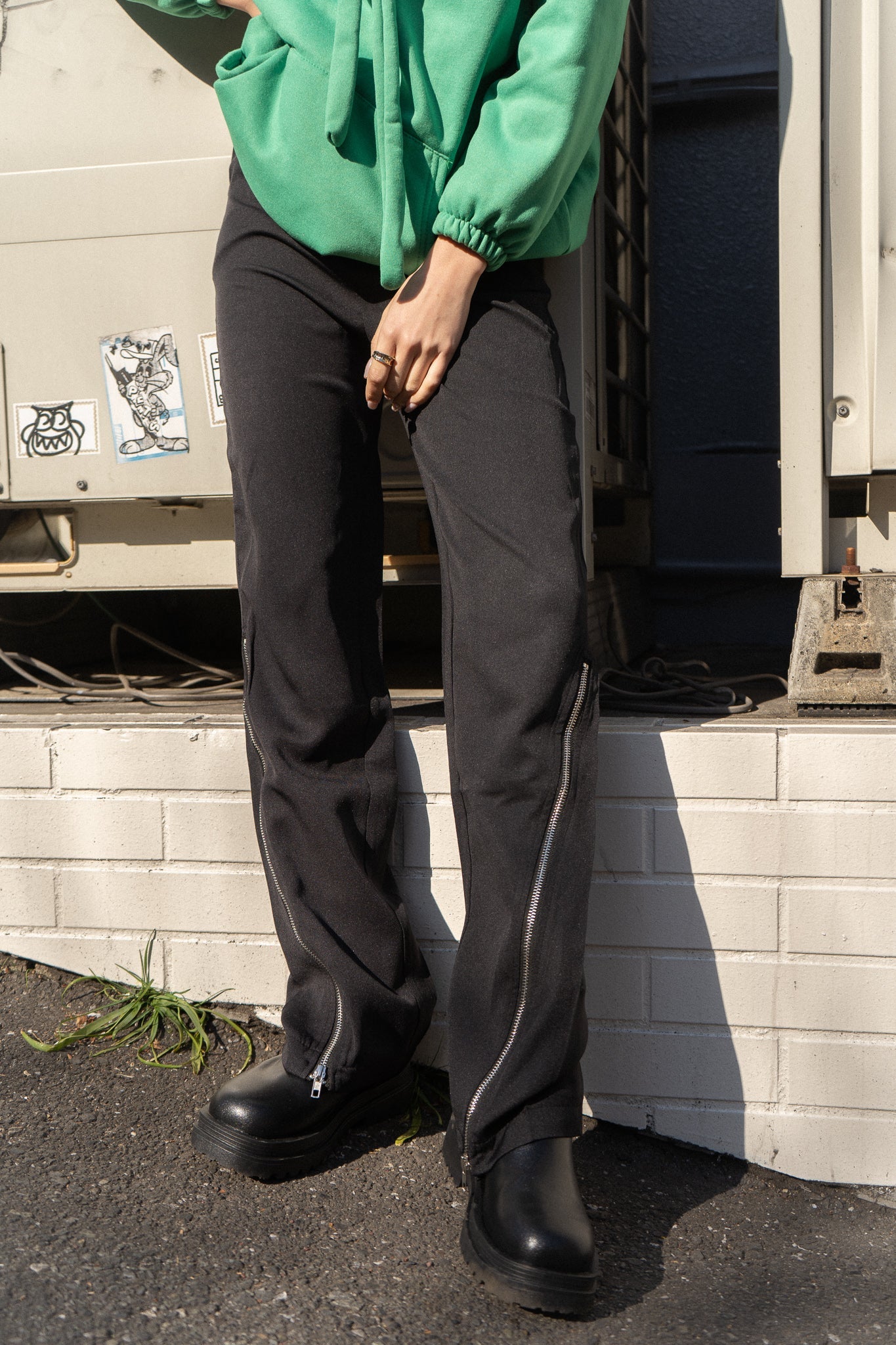 ジップスリットフレアパンツ DAA03814