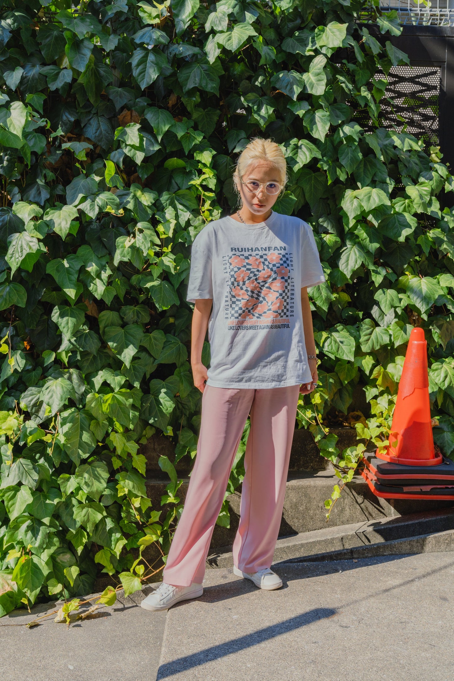 フラワーTシャツ DPA71017