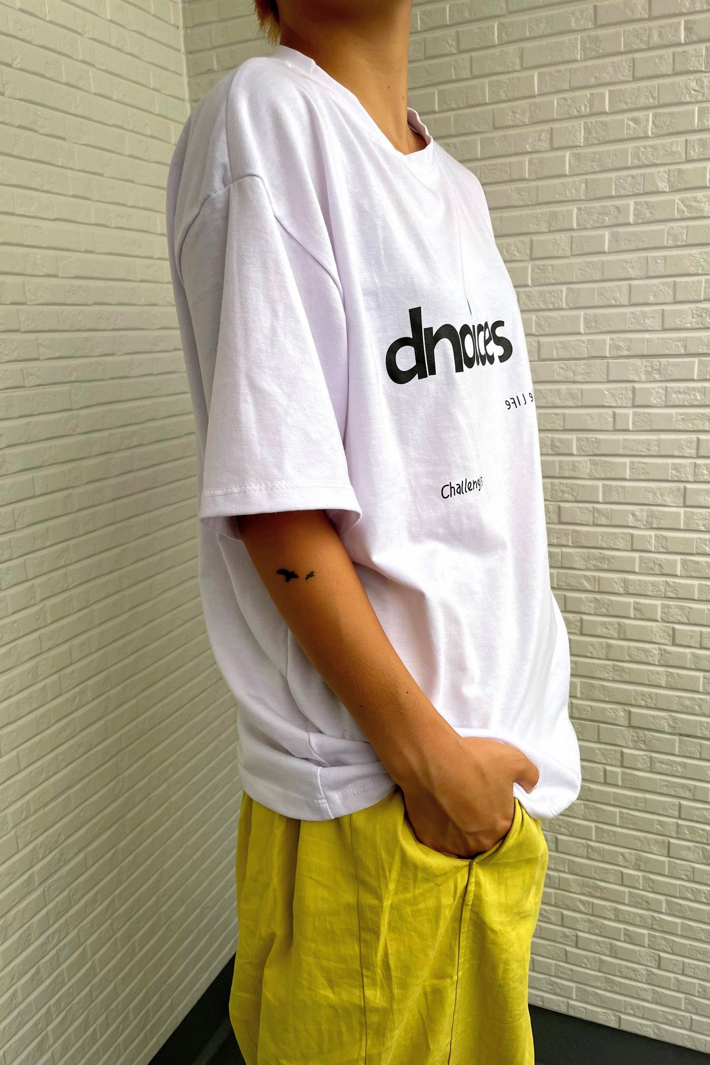 ユニークロゴTシャツ DPA03043