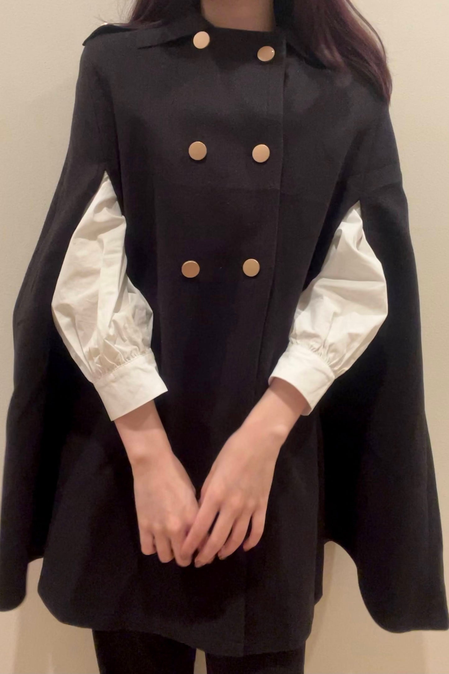 ブラックケープコート CPA03035