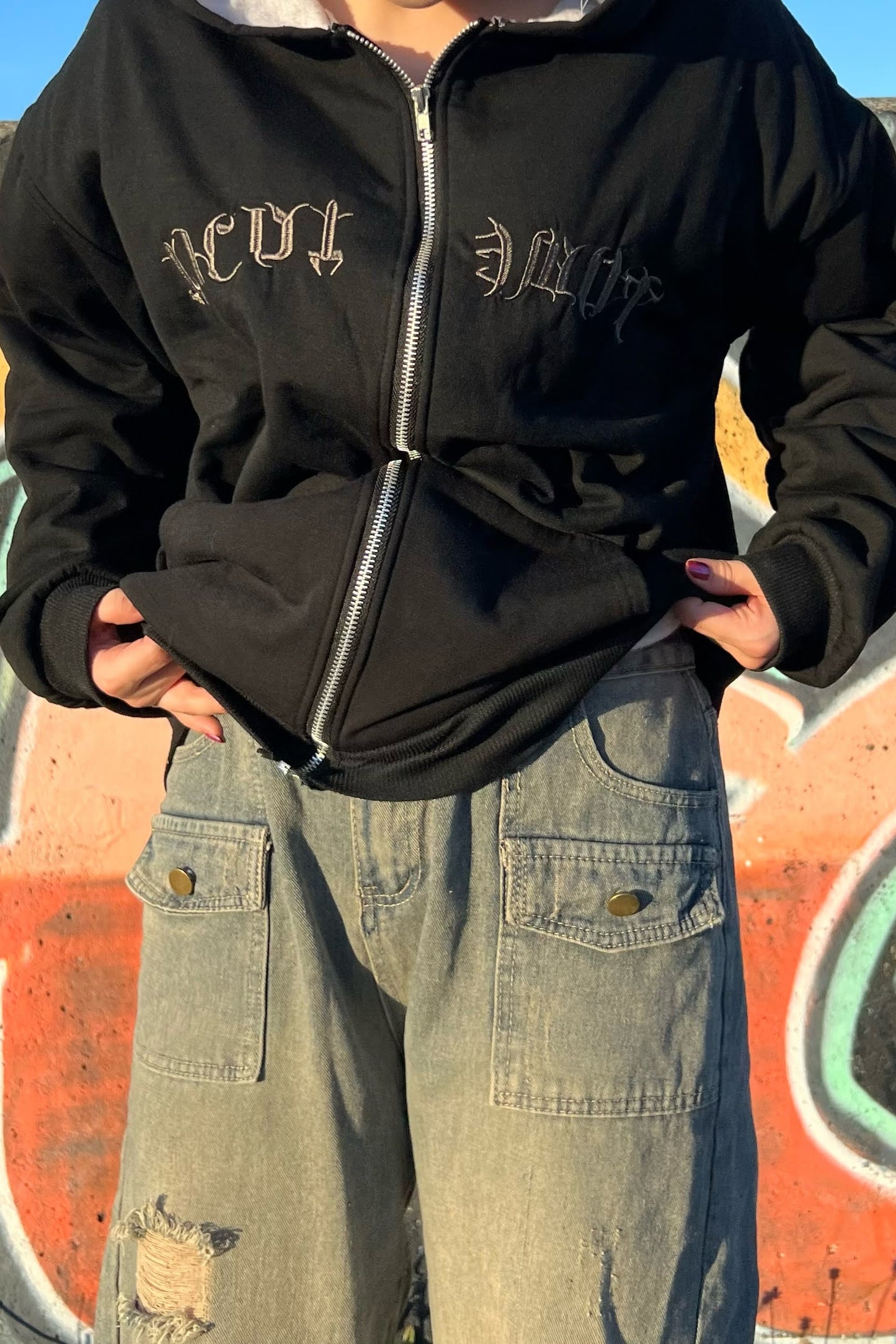 フォントロゴジップアップパーカー DPA89062