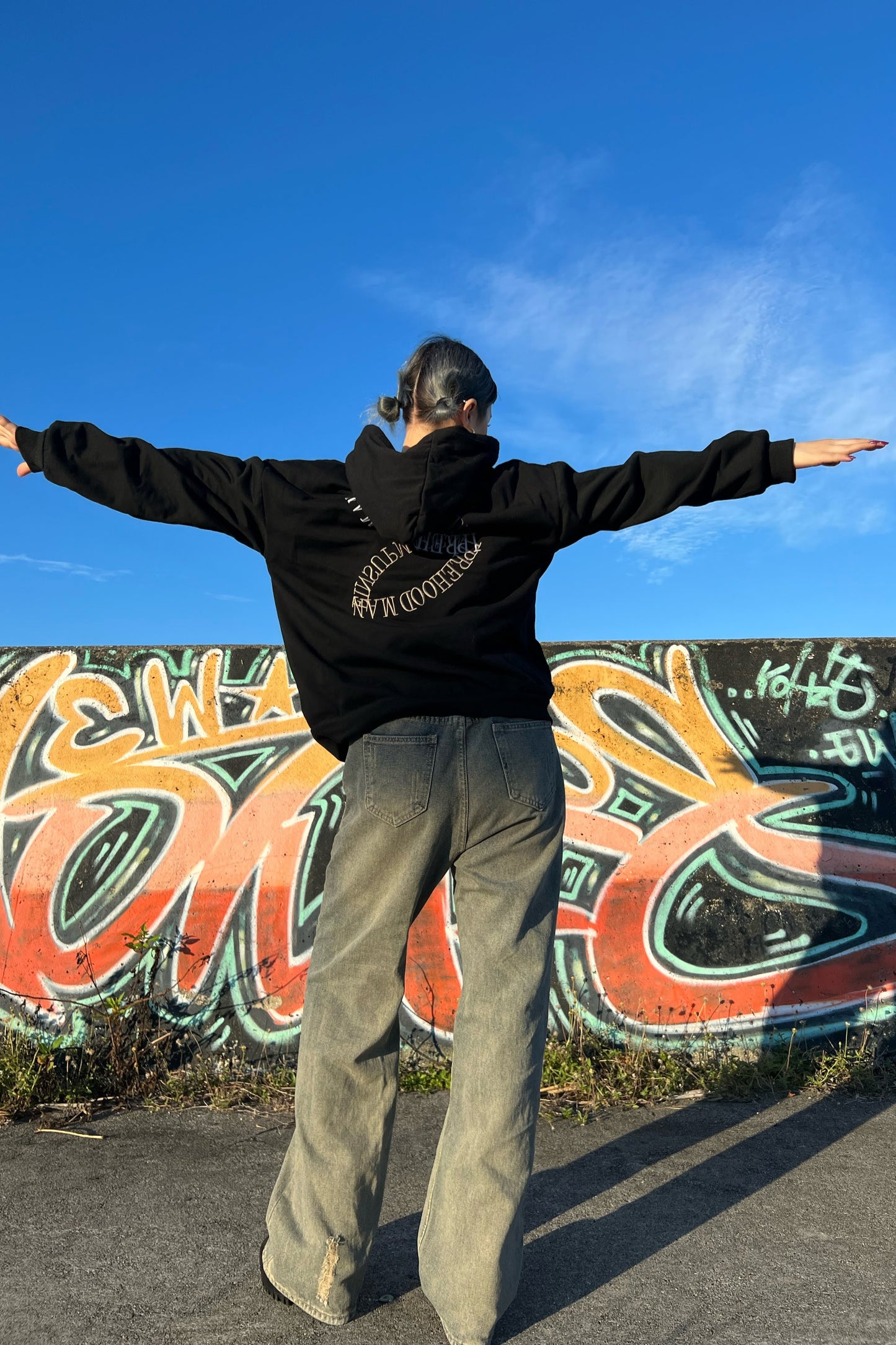 フォントロゴジップアップパーカー DPA89062