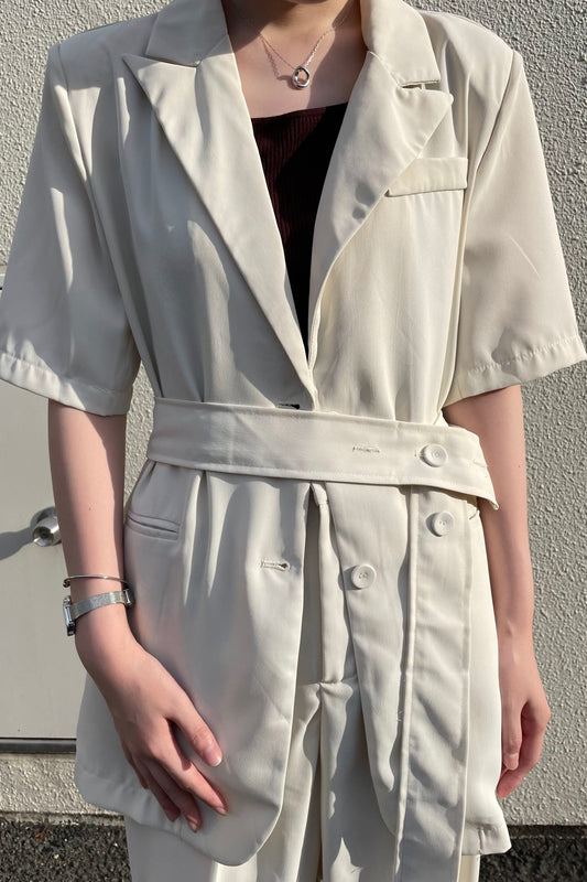 ベルト付きショートスリーブジャケット DPA62046