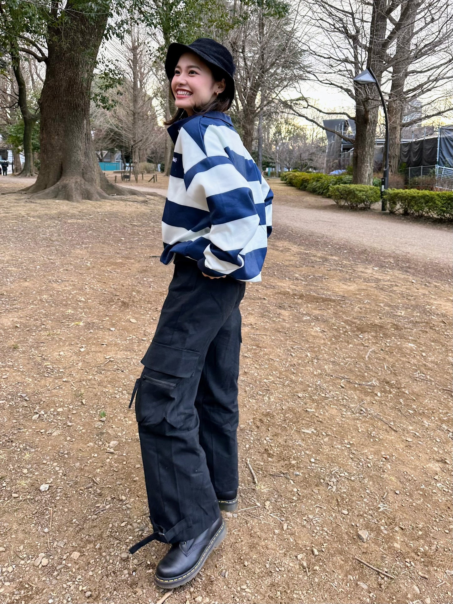 ブラックカーゴパンツ DPB47053