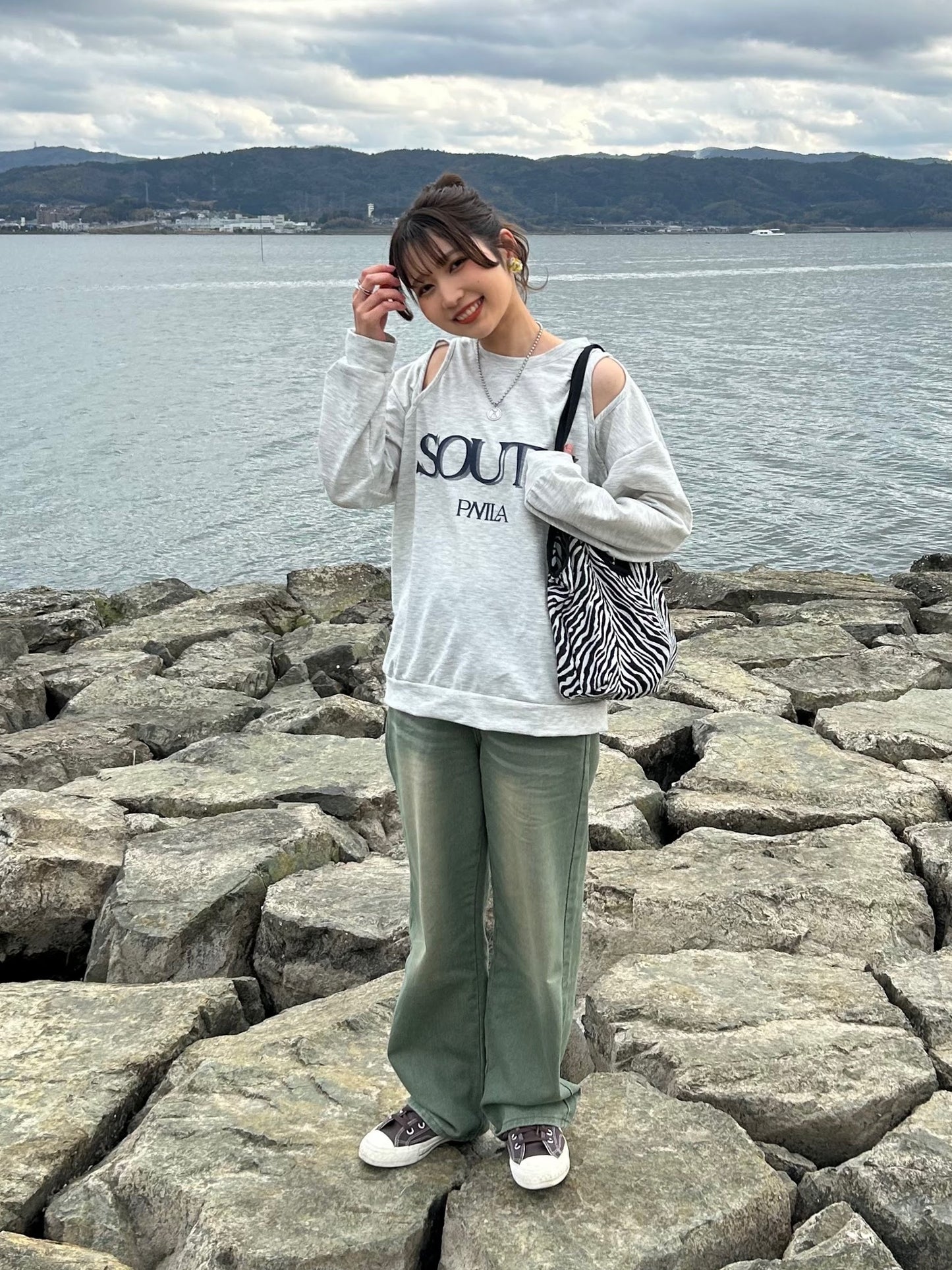 ショルダーカットオフスウェット DPA61202