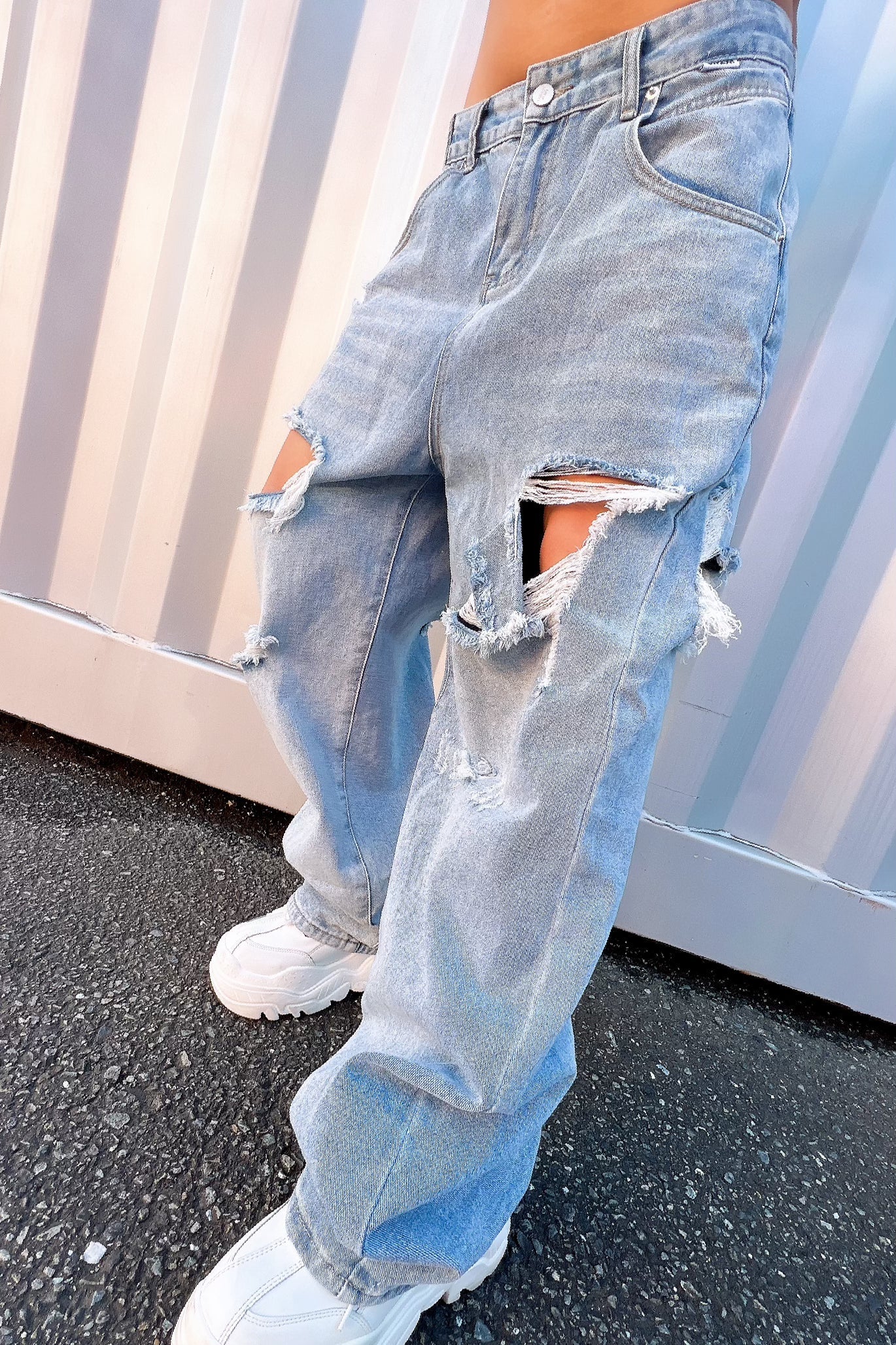 ストレートダメージデニムパンツ DPB10006