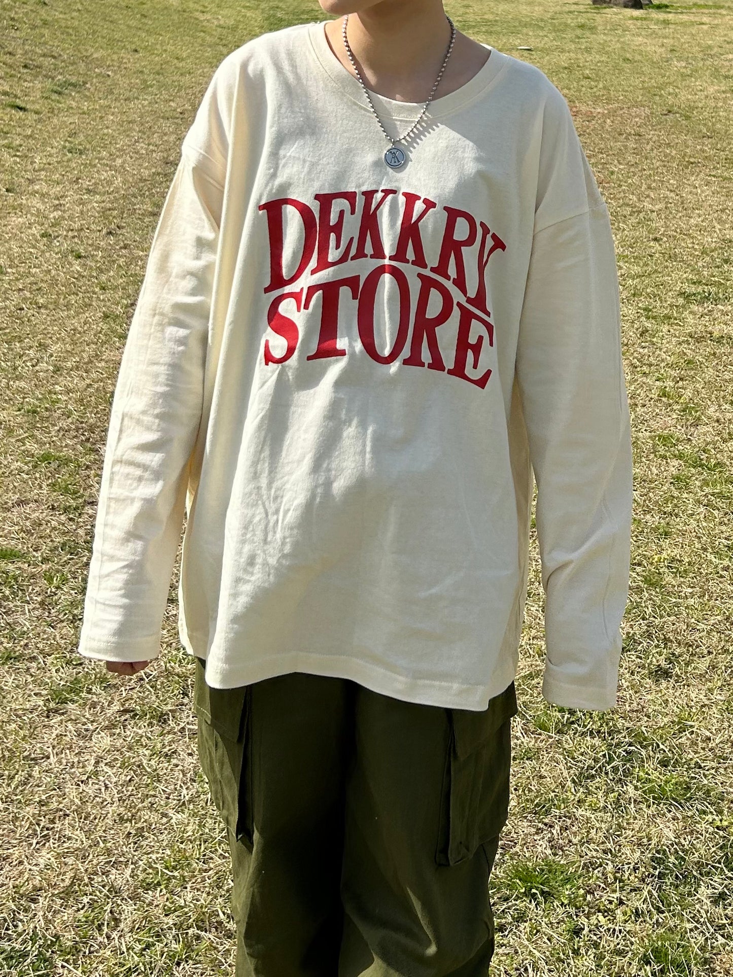 レッドロゴロンTシャツ DPA61205