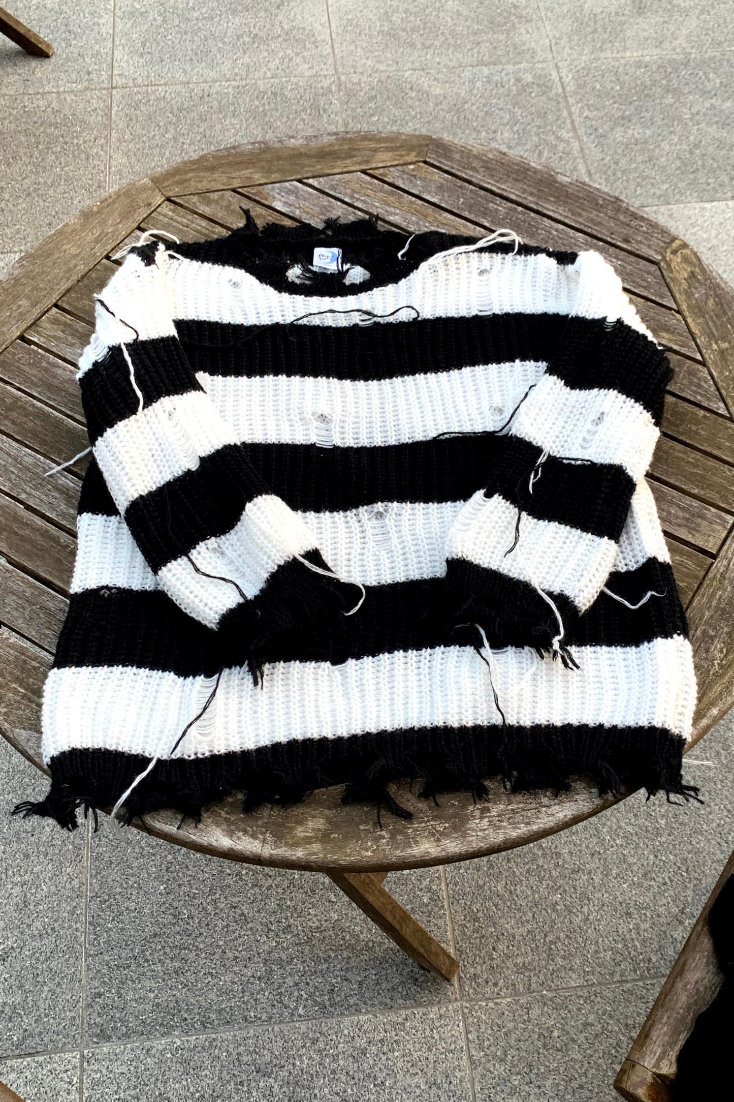 ボーダーダメージニット DPA02059