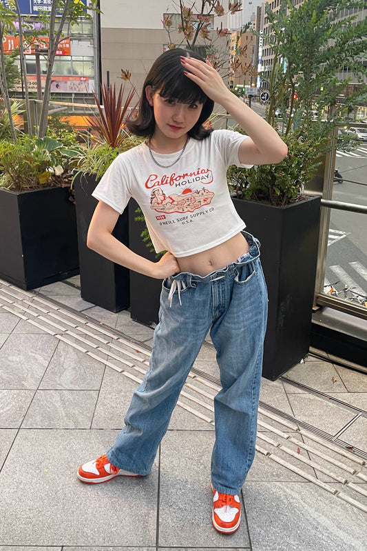 レトロプリントタイトTシャツ DPA43035