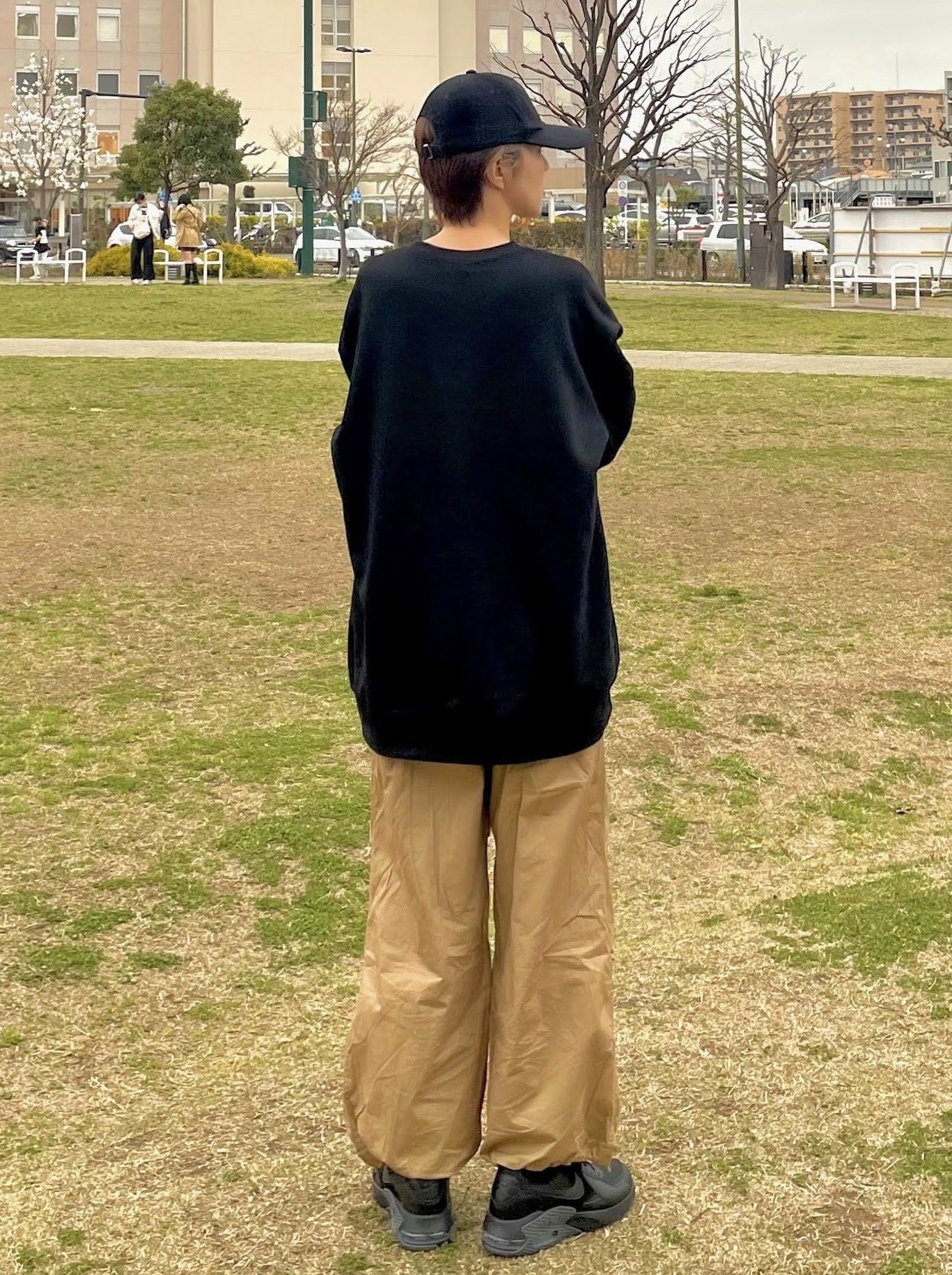 ブルーライティングロゴスウェット DPA96176