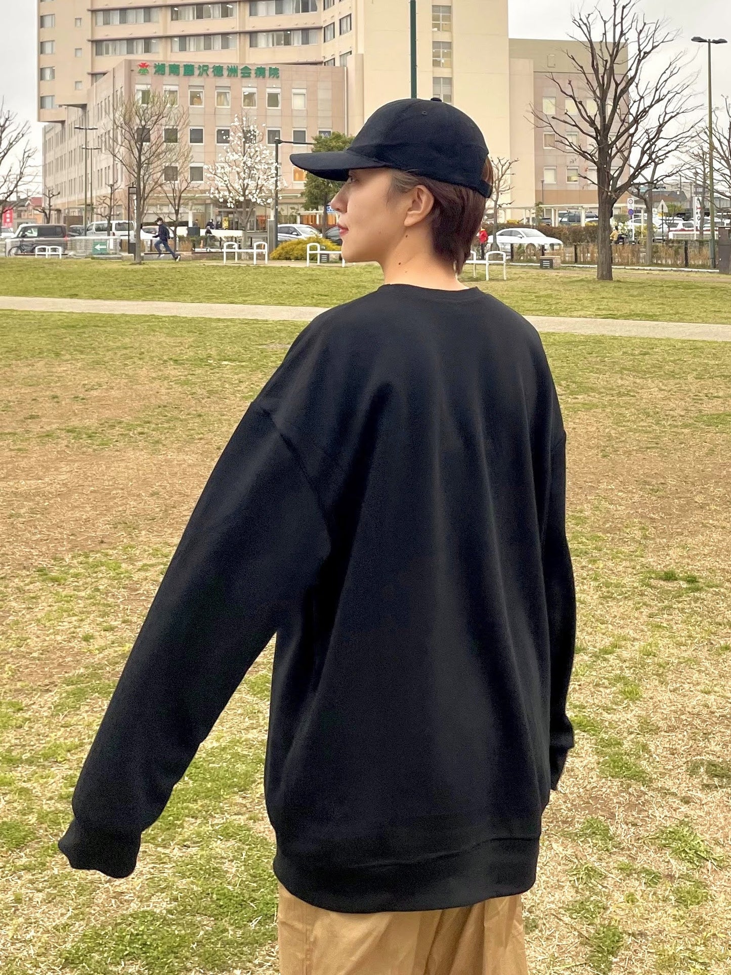 ブルーライティングロゴスウェット DPA96176