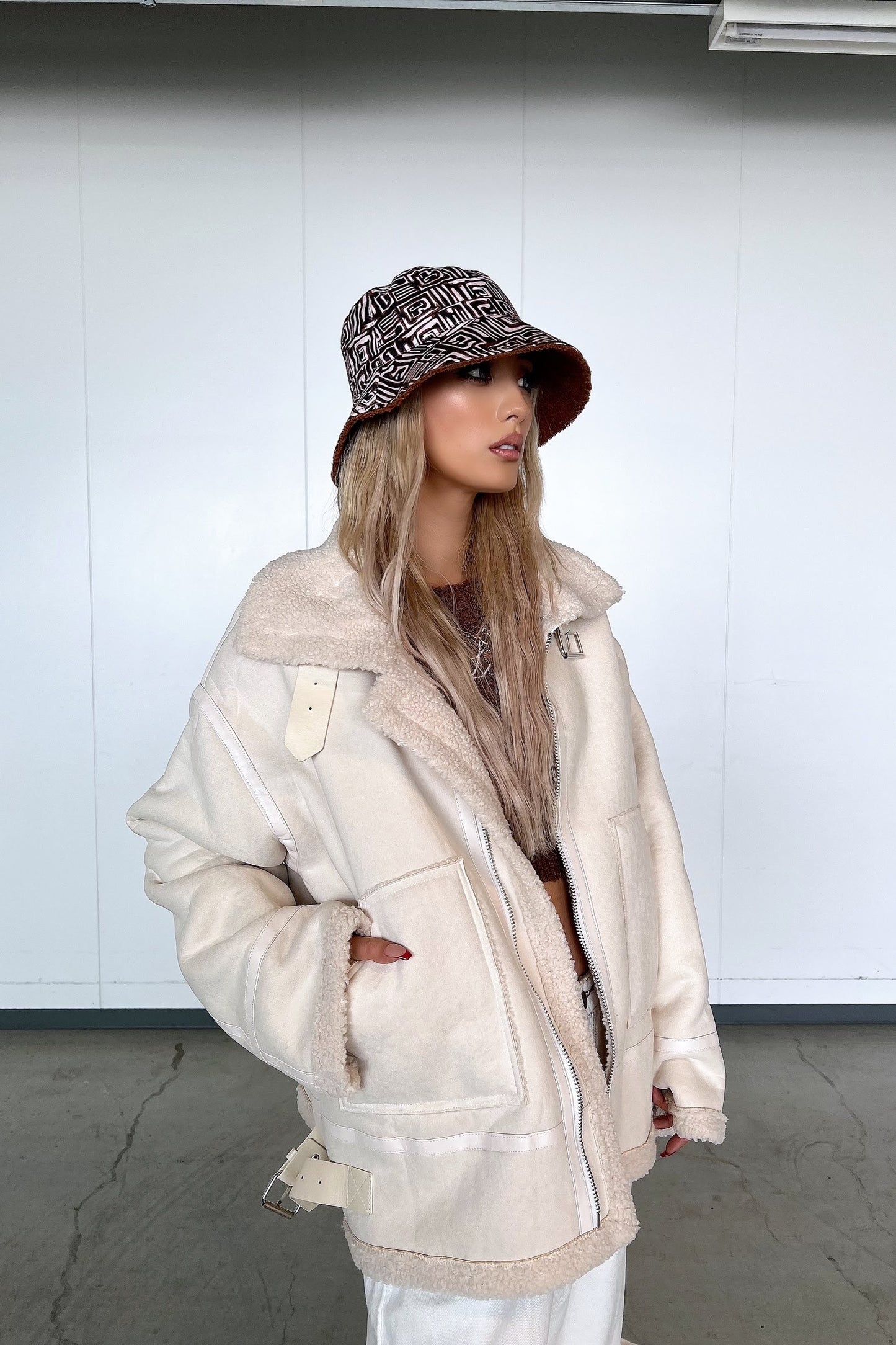 ホワイトムートンジャケット DPB10052