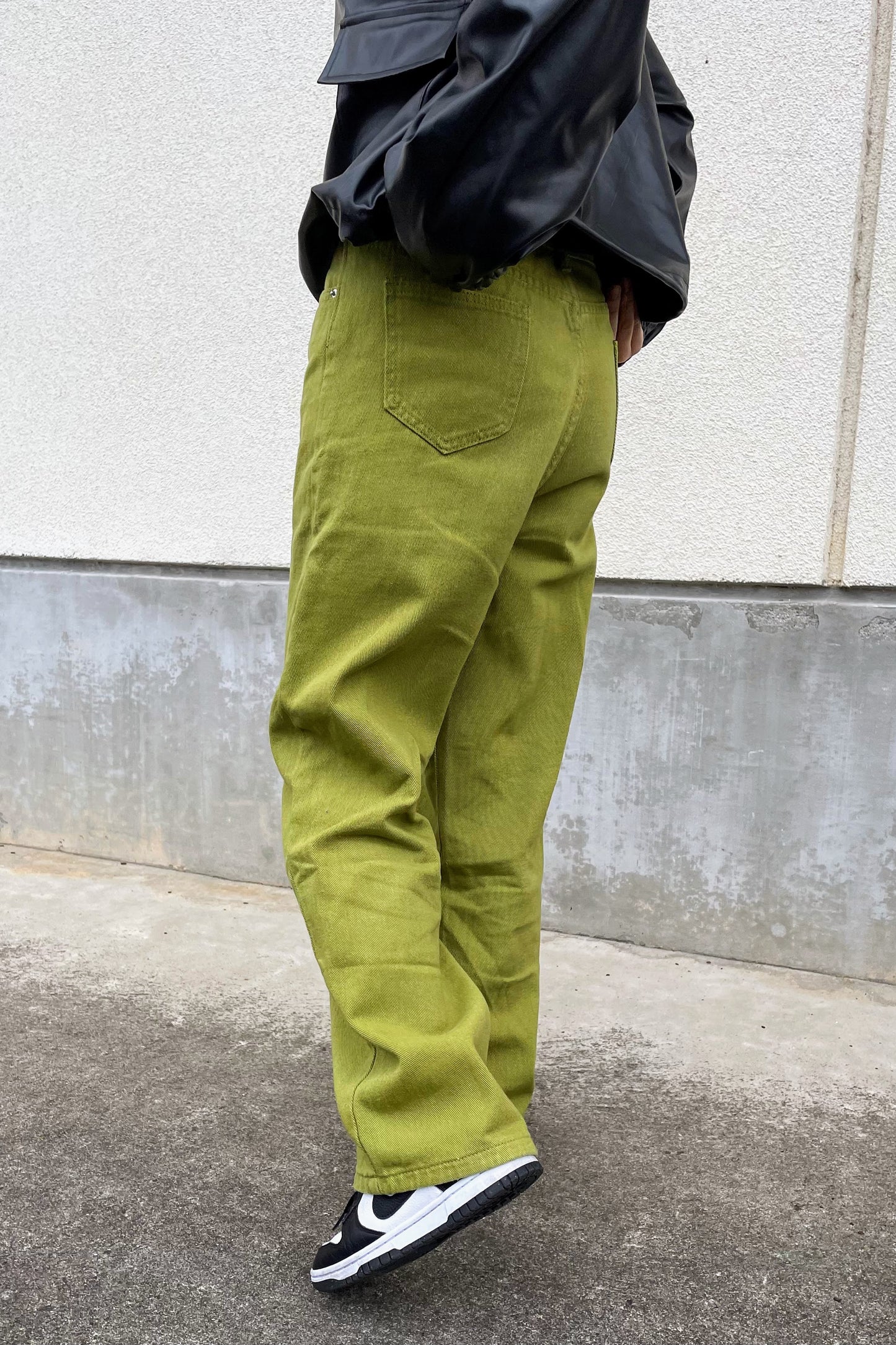 グリーンストレートパンツ DPA61140