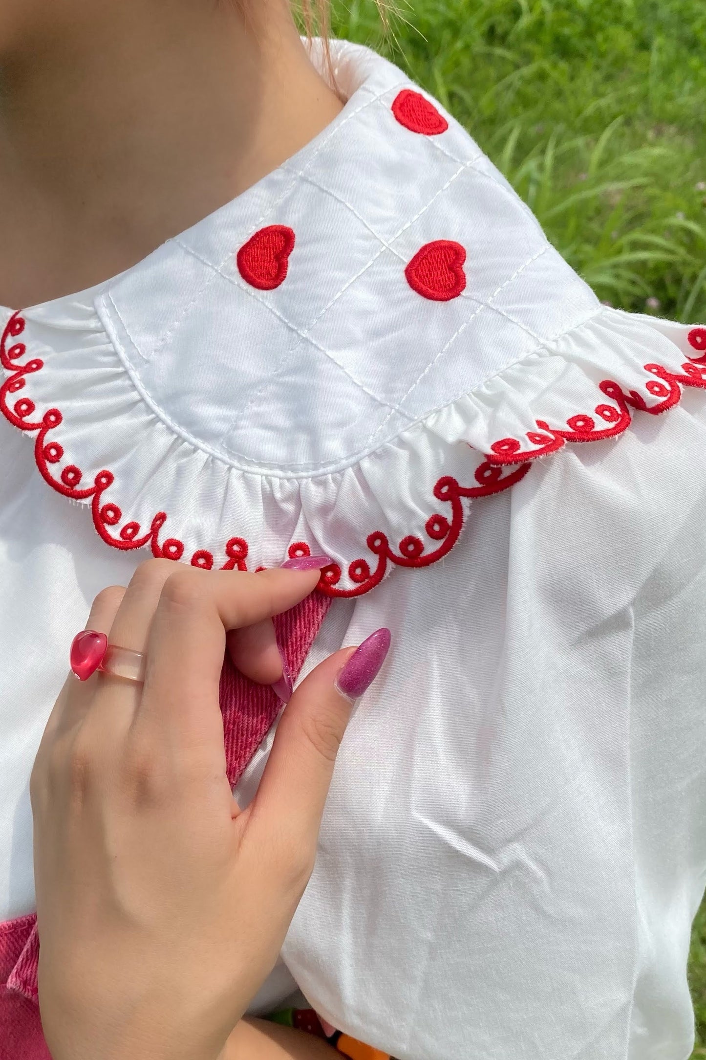 ハート刺繍フリルブラウス DPA99007