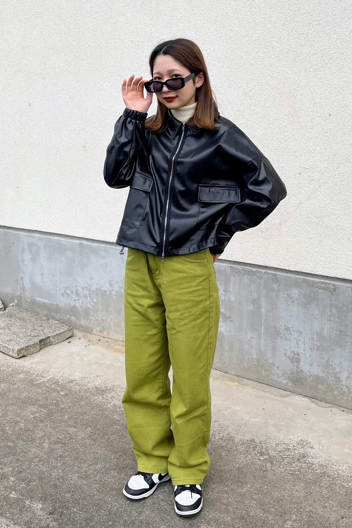 グリーンストレートパンツ DPA61140