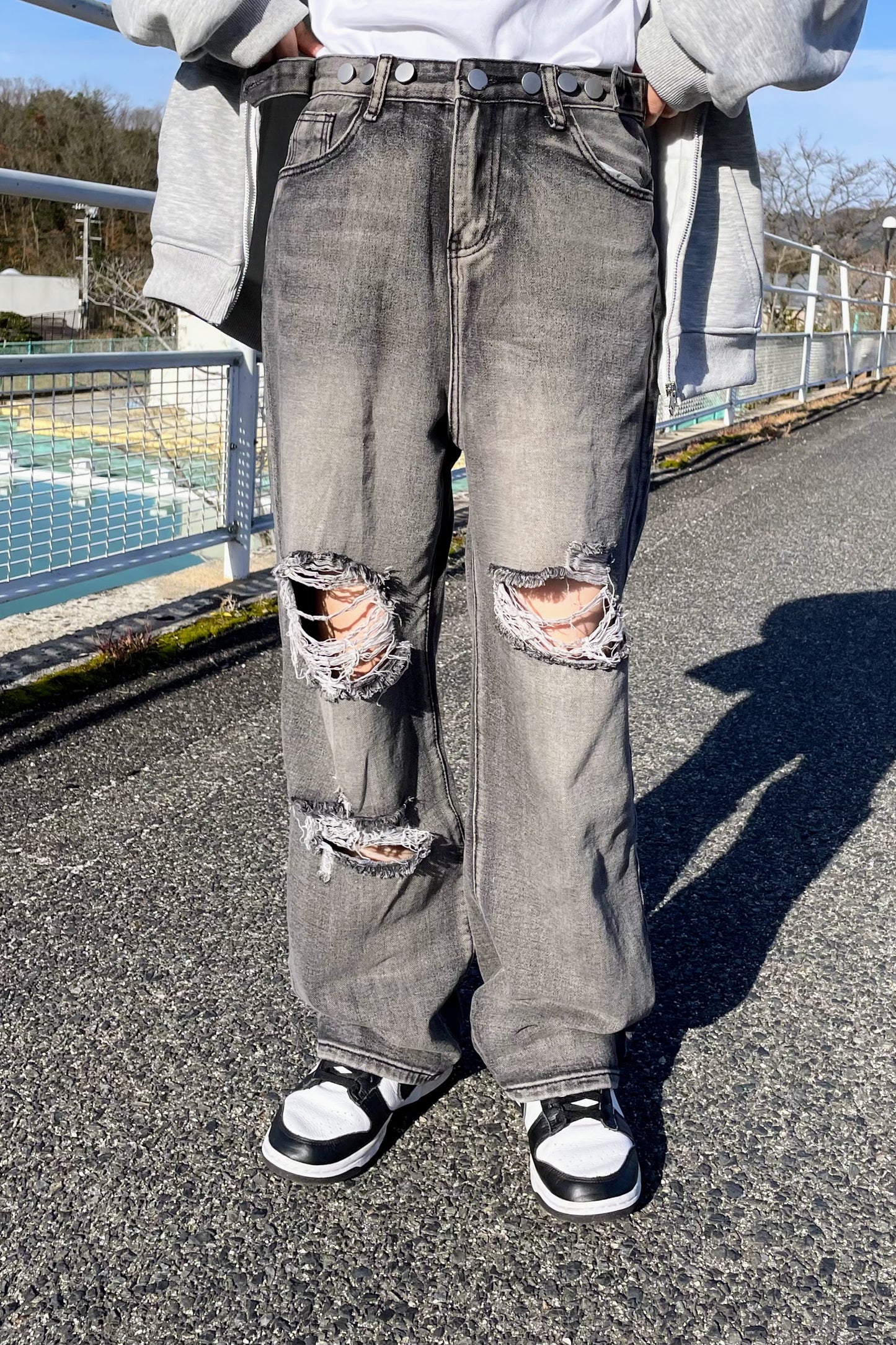 ルーズダメージデニム DPA61129