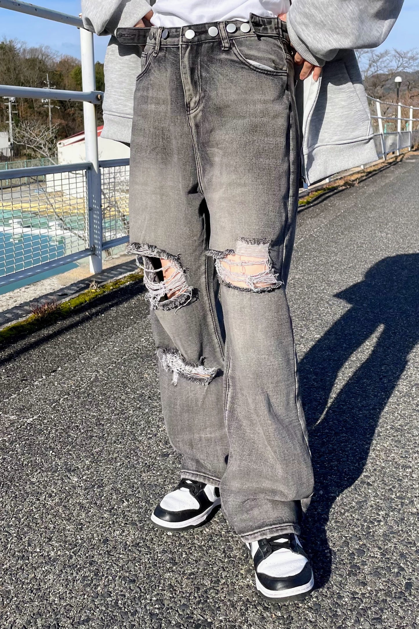 ルーズダメージデニム DPA61129