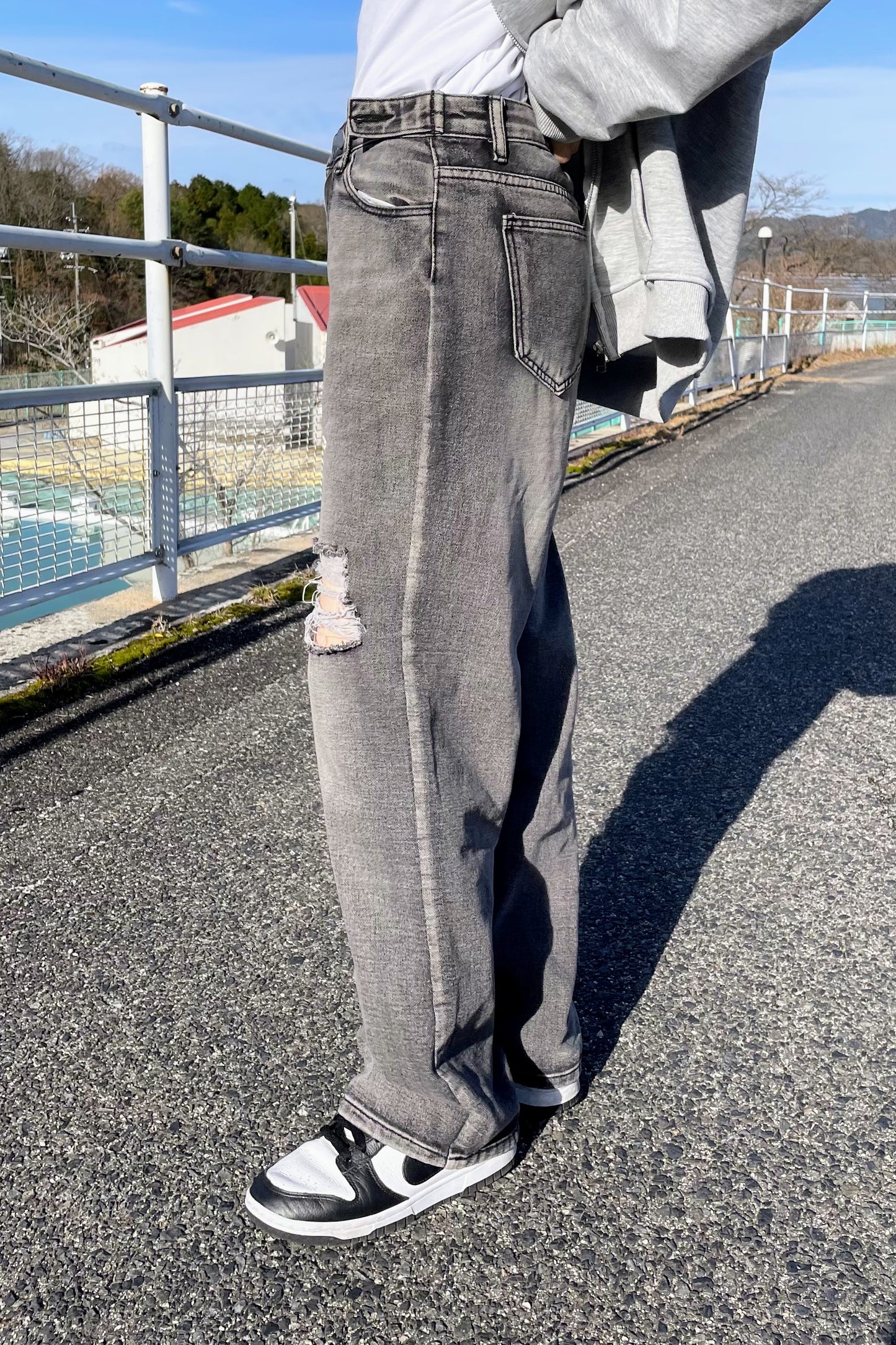 ルーズダメージデニム DPA61129