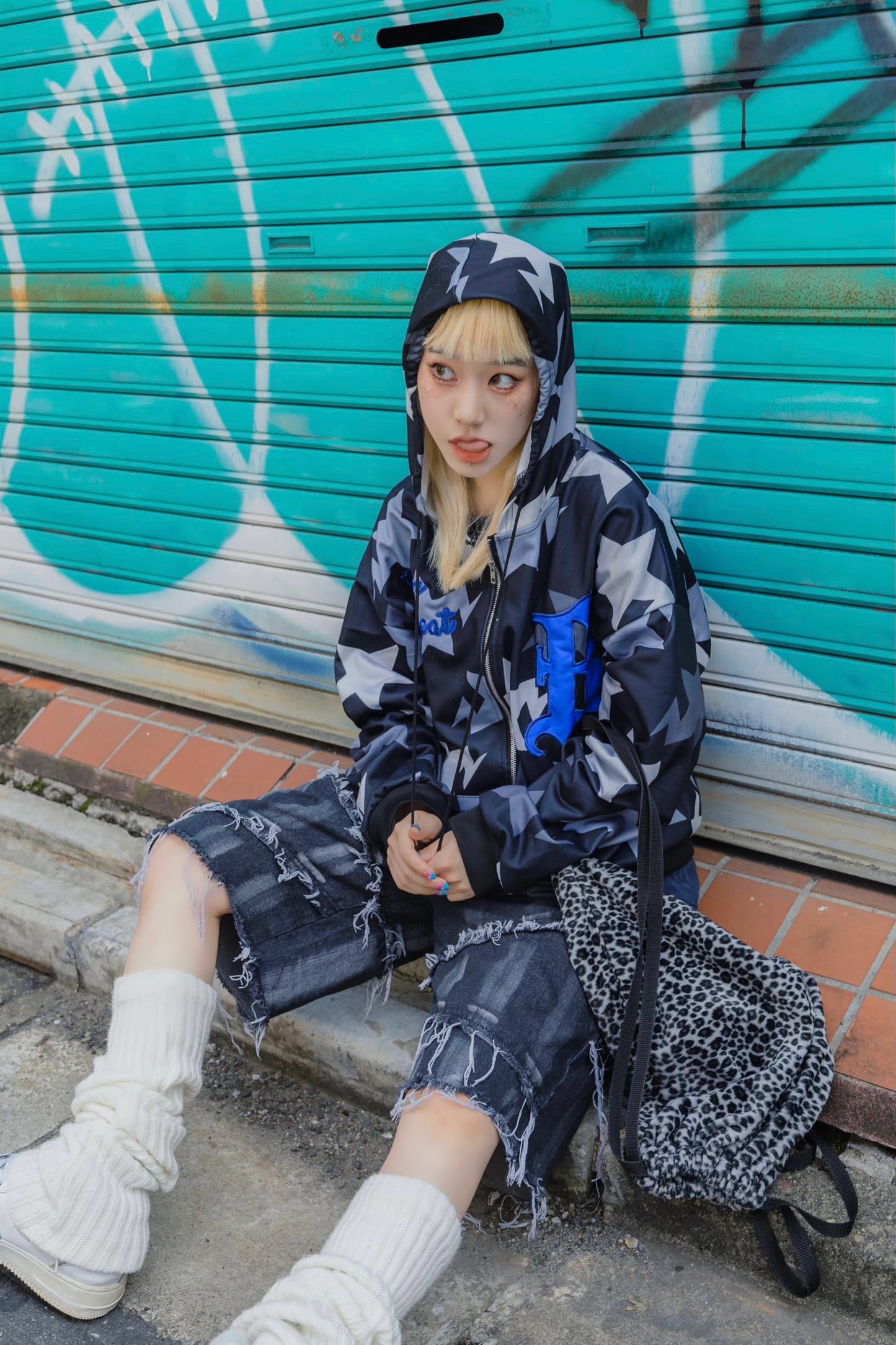 イナズマスターパーカー DPA80046