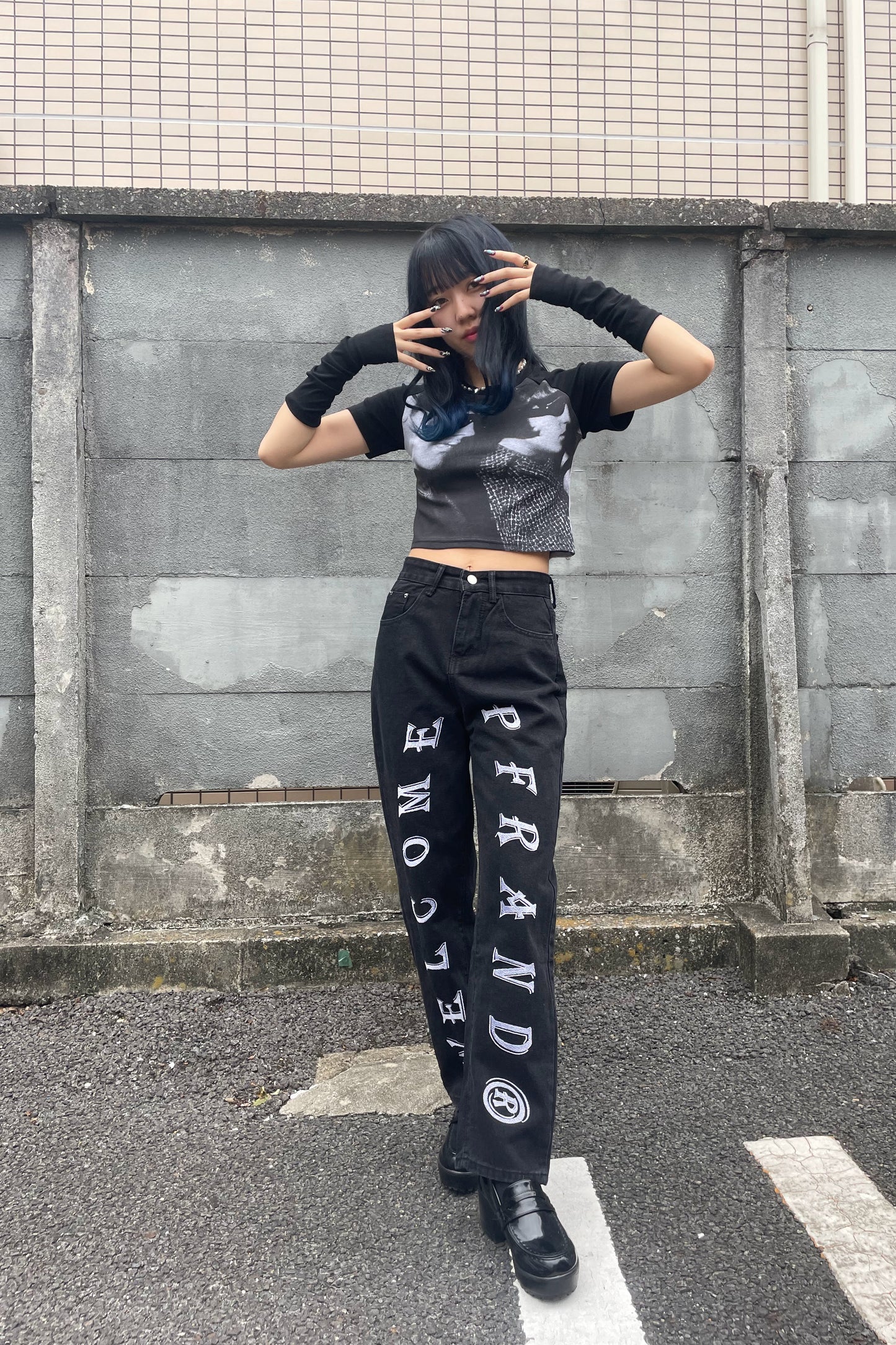 アームウォーマー付きプリントTシャツ DPA72051