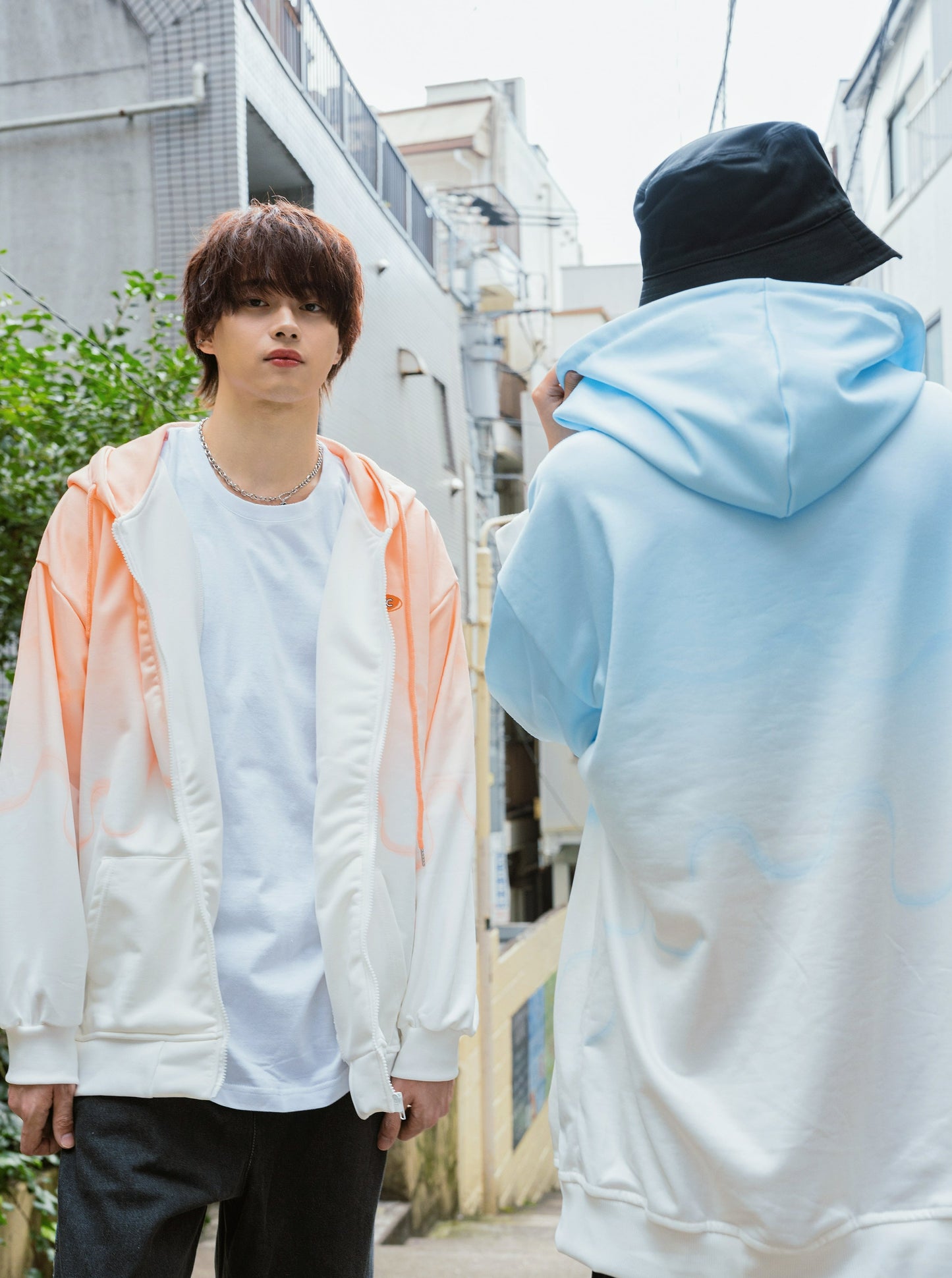 グラデーションビビットパーカー SPA04017