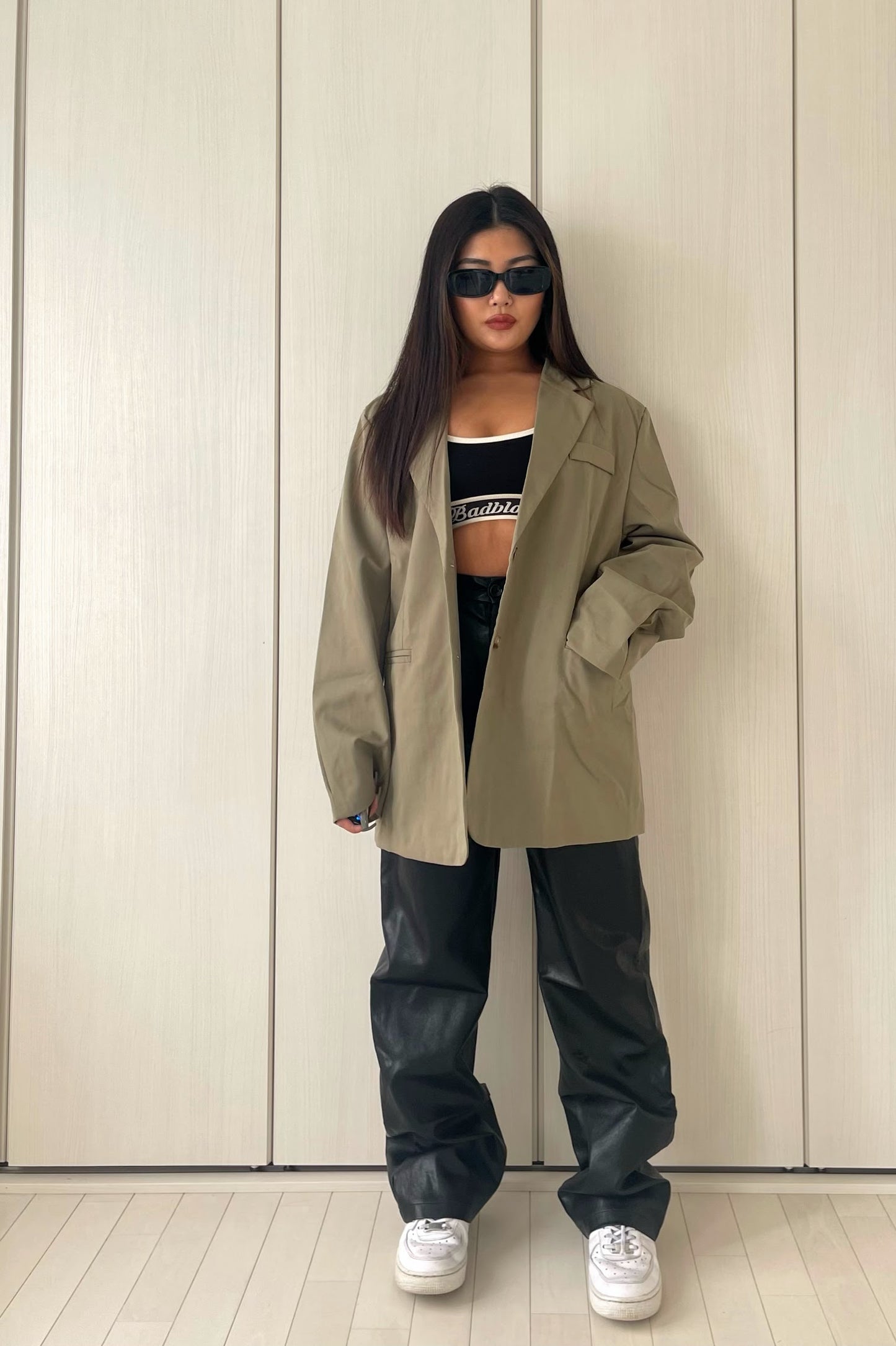 フェイクレザーパンツ DPA81070