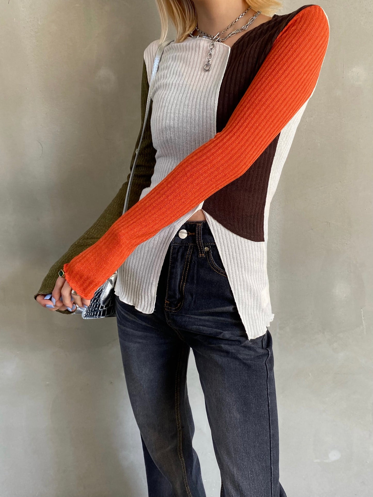 バイカラーフロントオープンニット DPB26111